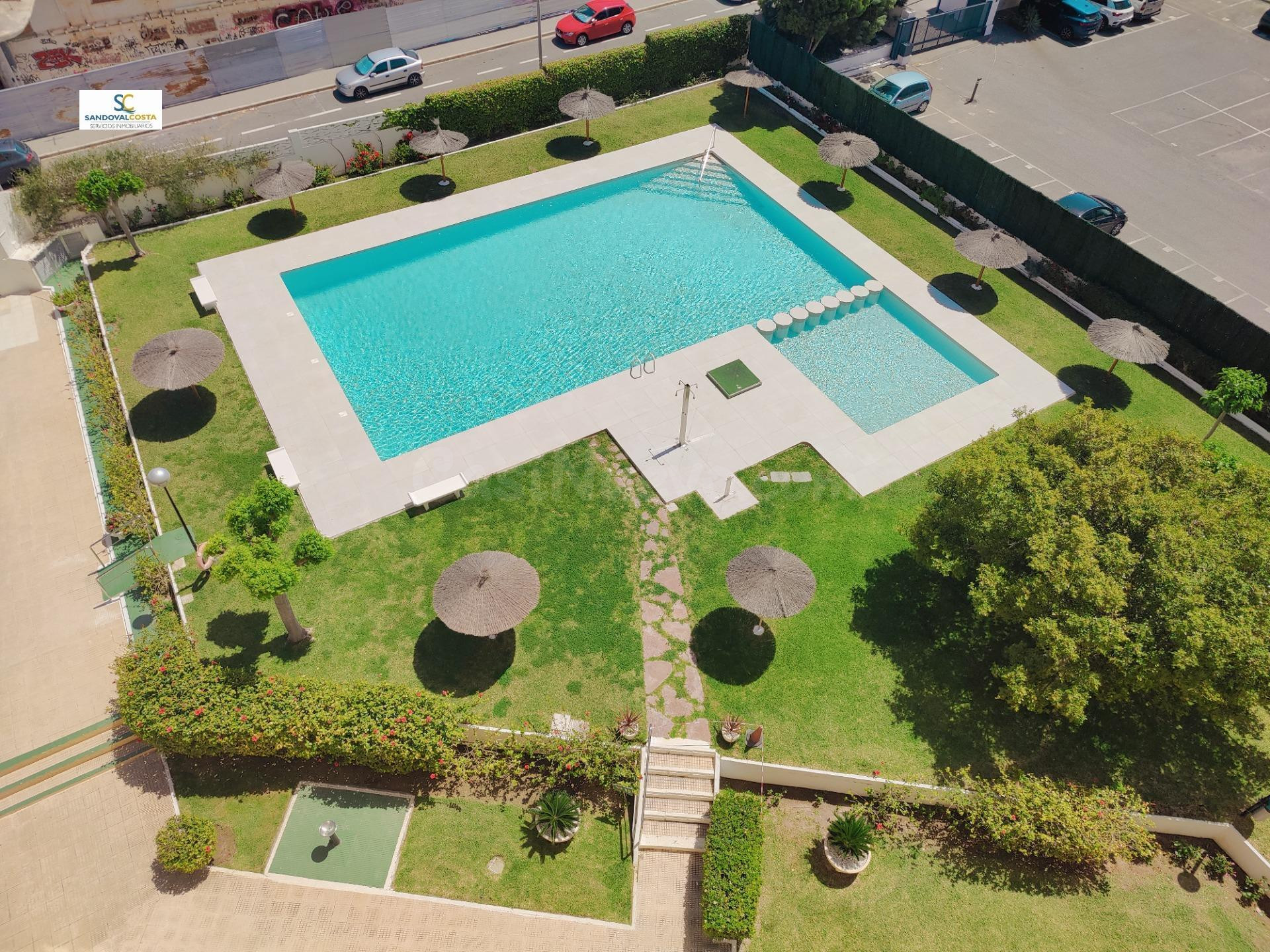 MAGNÍFICO PISO EN VENTA EN EL CABO HUERTAS