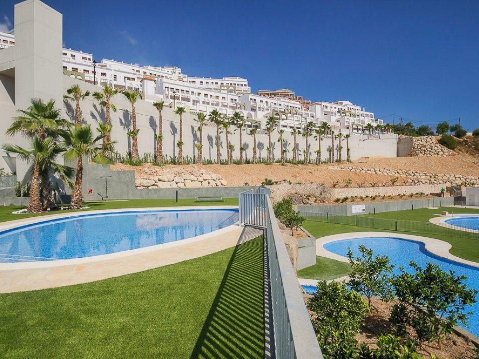 Moderno Apartamento en Xeresa del Monte con Vista a la Montaña