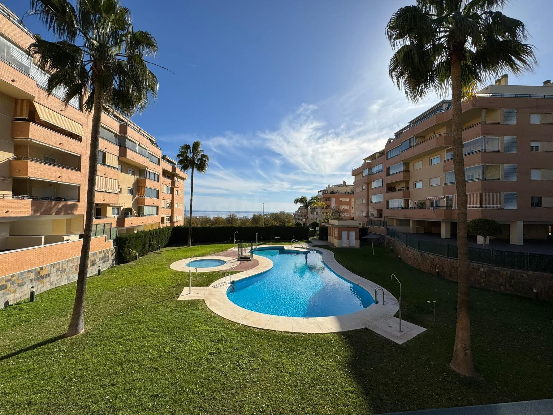 Ático Dúplex 4 habitaciones 379m² en venta - El Pinillo