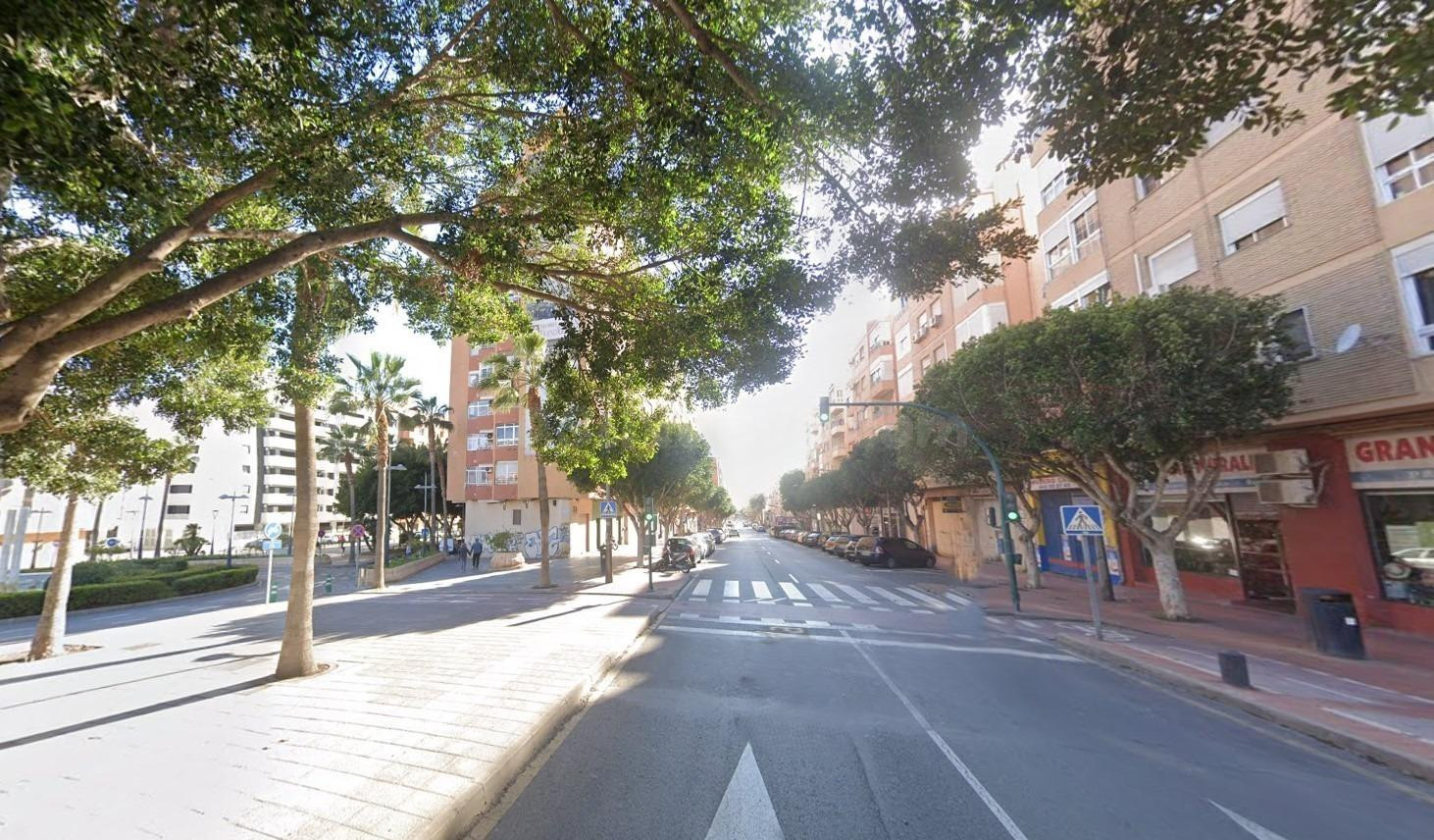 Local comercial 240m² en venta - Los Ángeles - Cruz de Caravaca