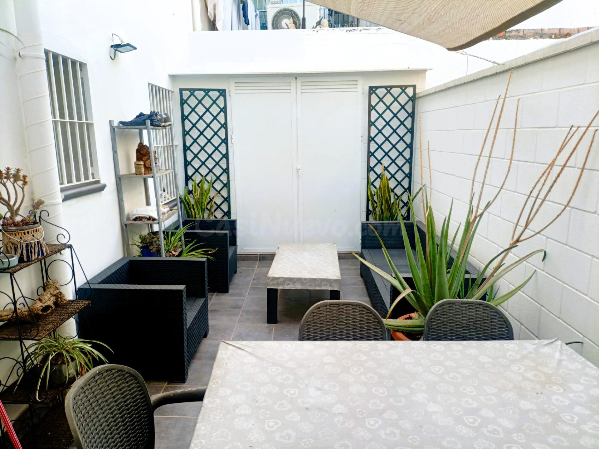 VIVIENDA CON PATIO ANDALUZ Y TOTALMENTE REFORMADA