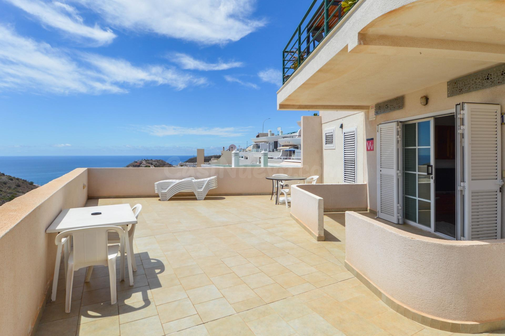 Apartamento de 3 dormitorios con vistas al mar en Amadores