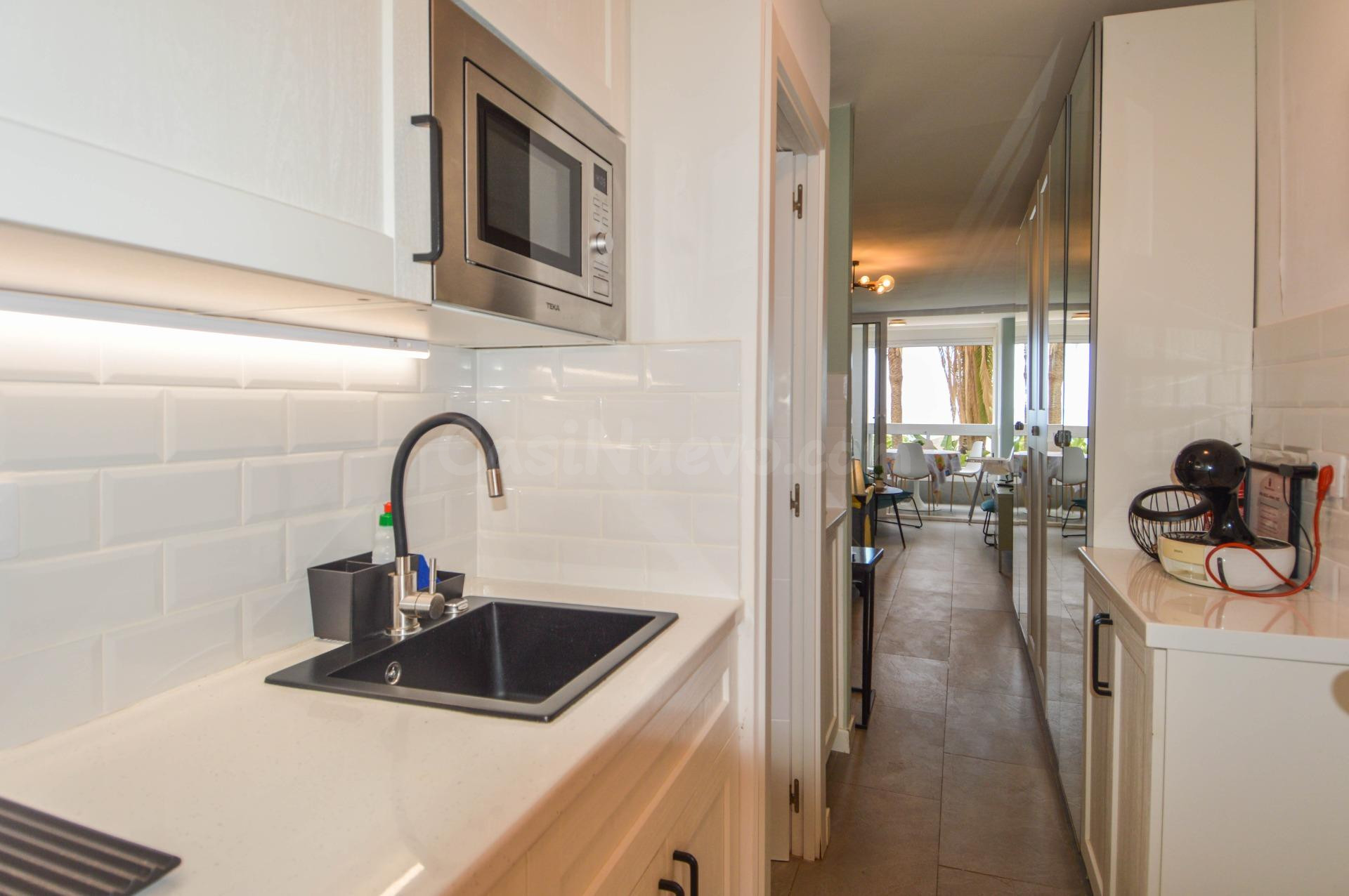 Despierta con el sonido de las olas: Estudio reformado a pie - foto 4