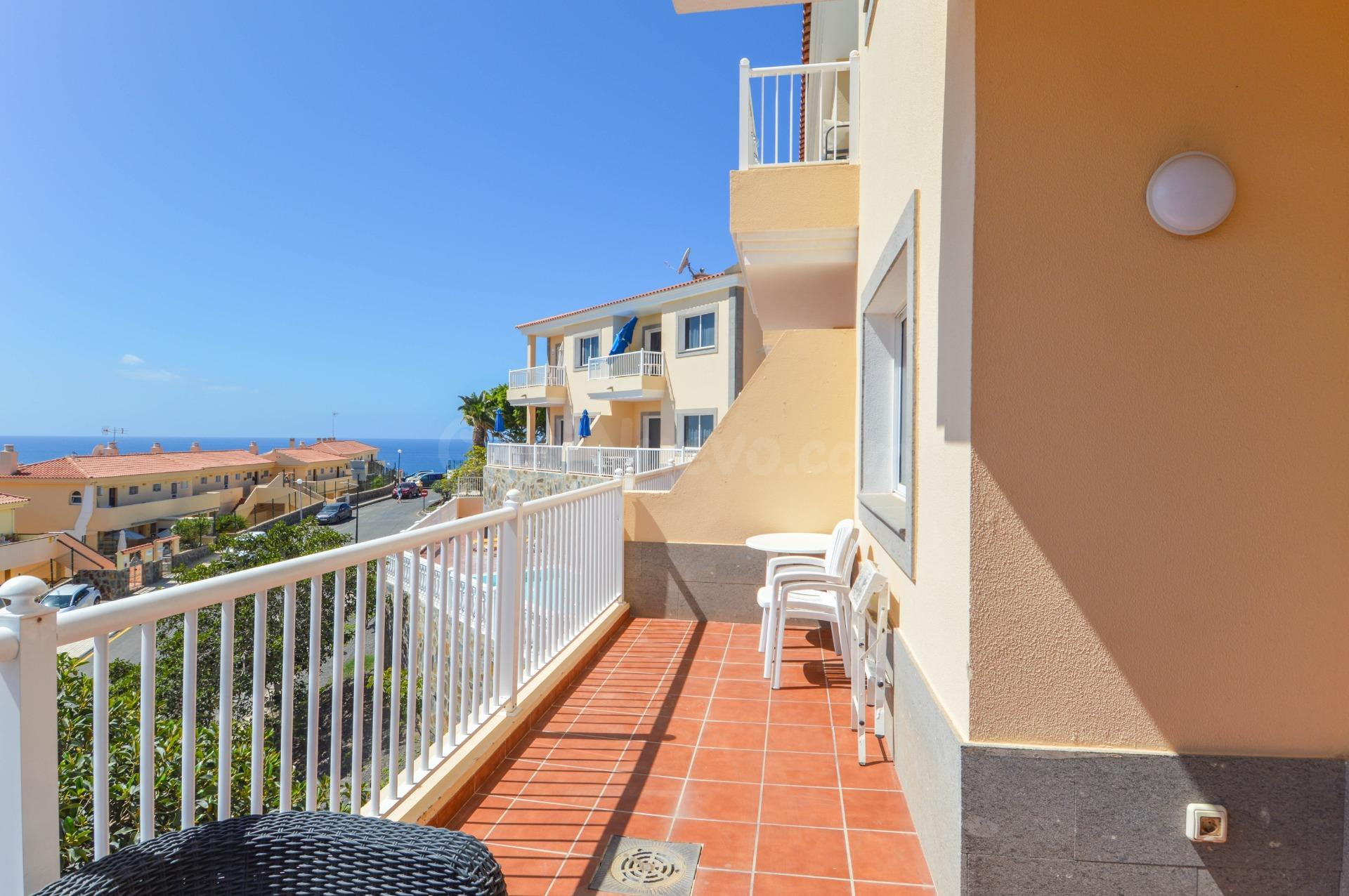 Nuevo apartamento de 2 dormitorios con vistas al mar en Loma Dos