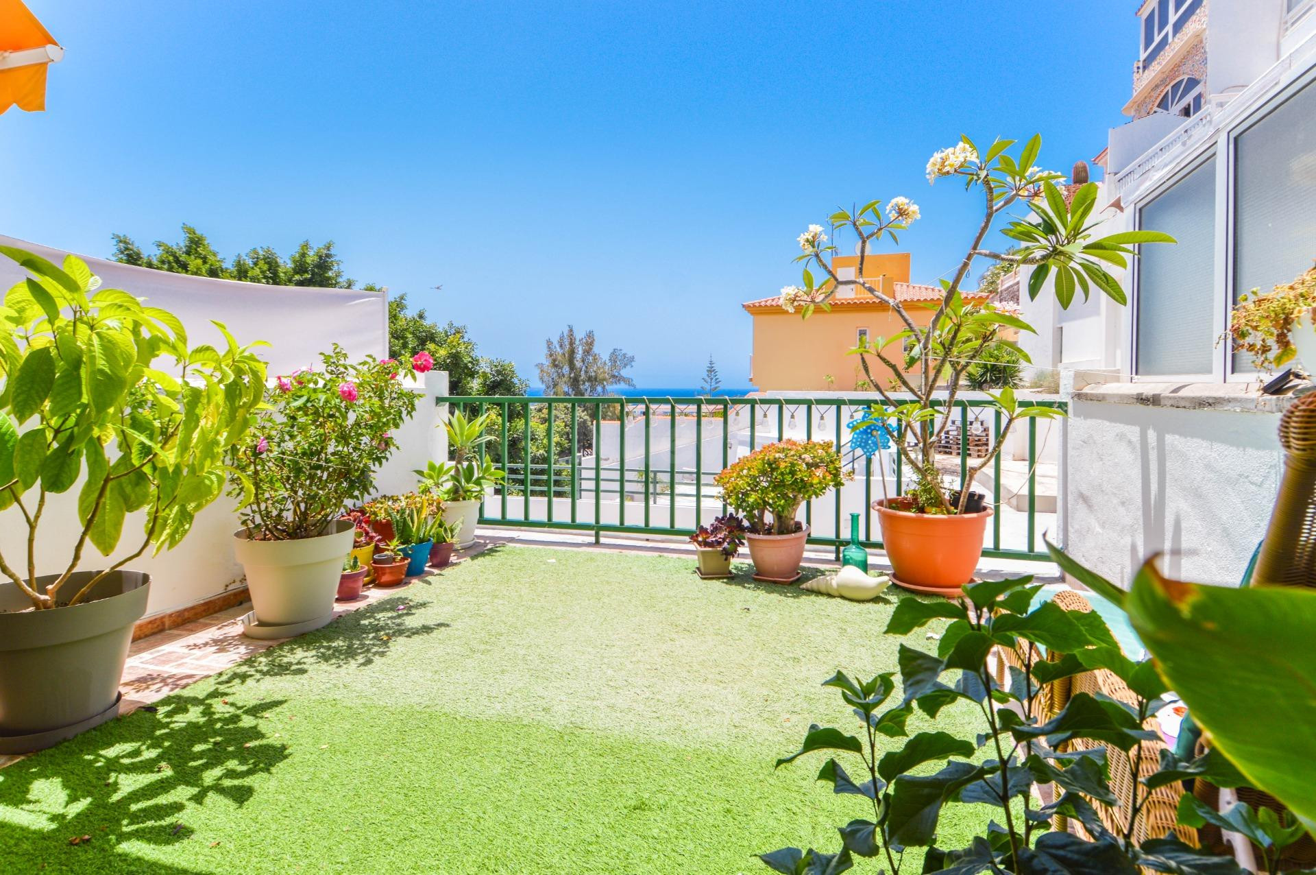 Tu refugio en Loma Dos; Estudio con terraza panorámica al mar