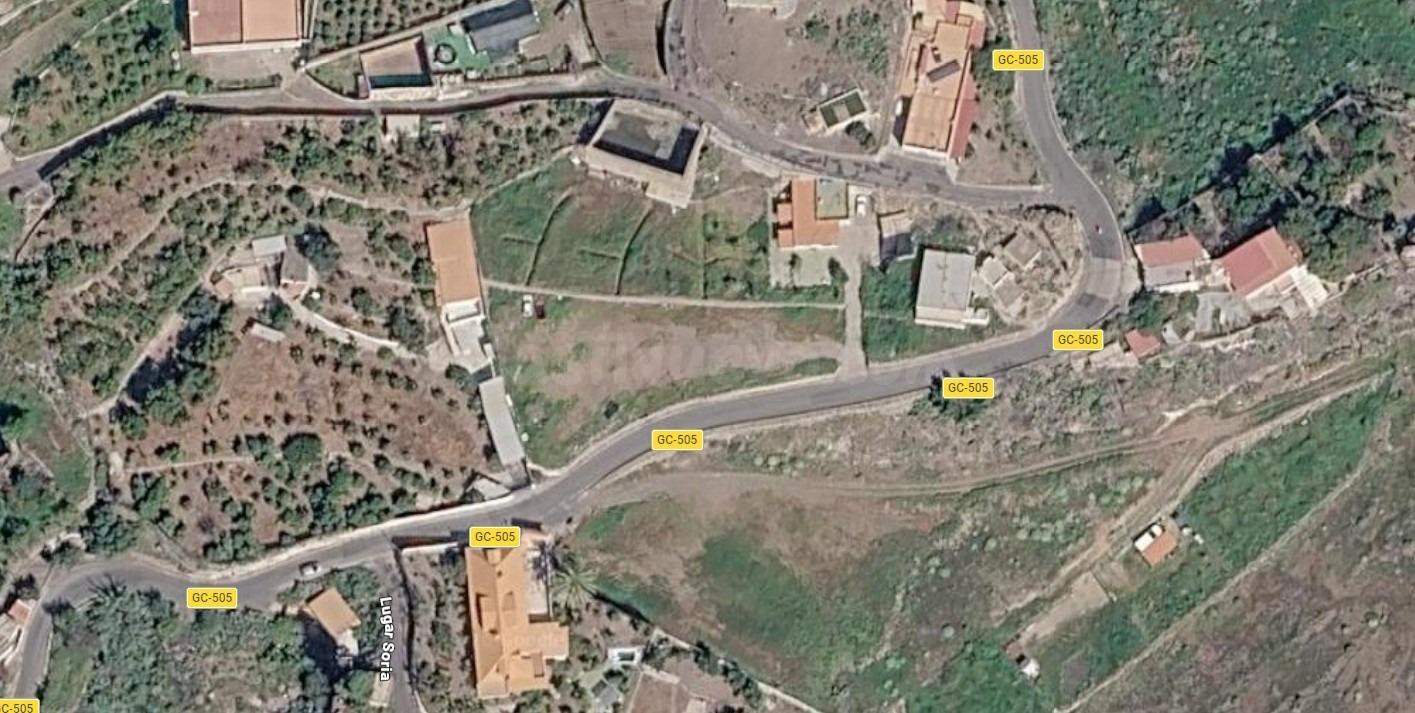 Parcela Rústica y Llana en Soria – Fácil Acceso y Gran Poten