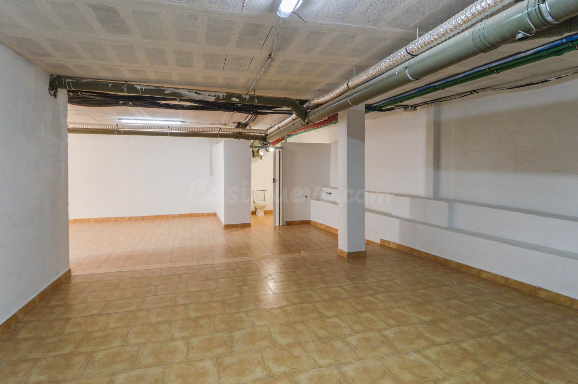Alquiler con Opción a Compra: ¡Oportunidad única, Gran Almacén de 183m2 en Loma Dos!