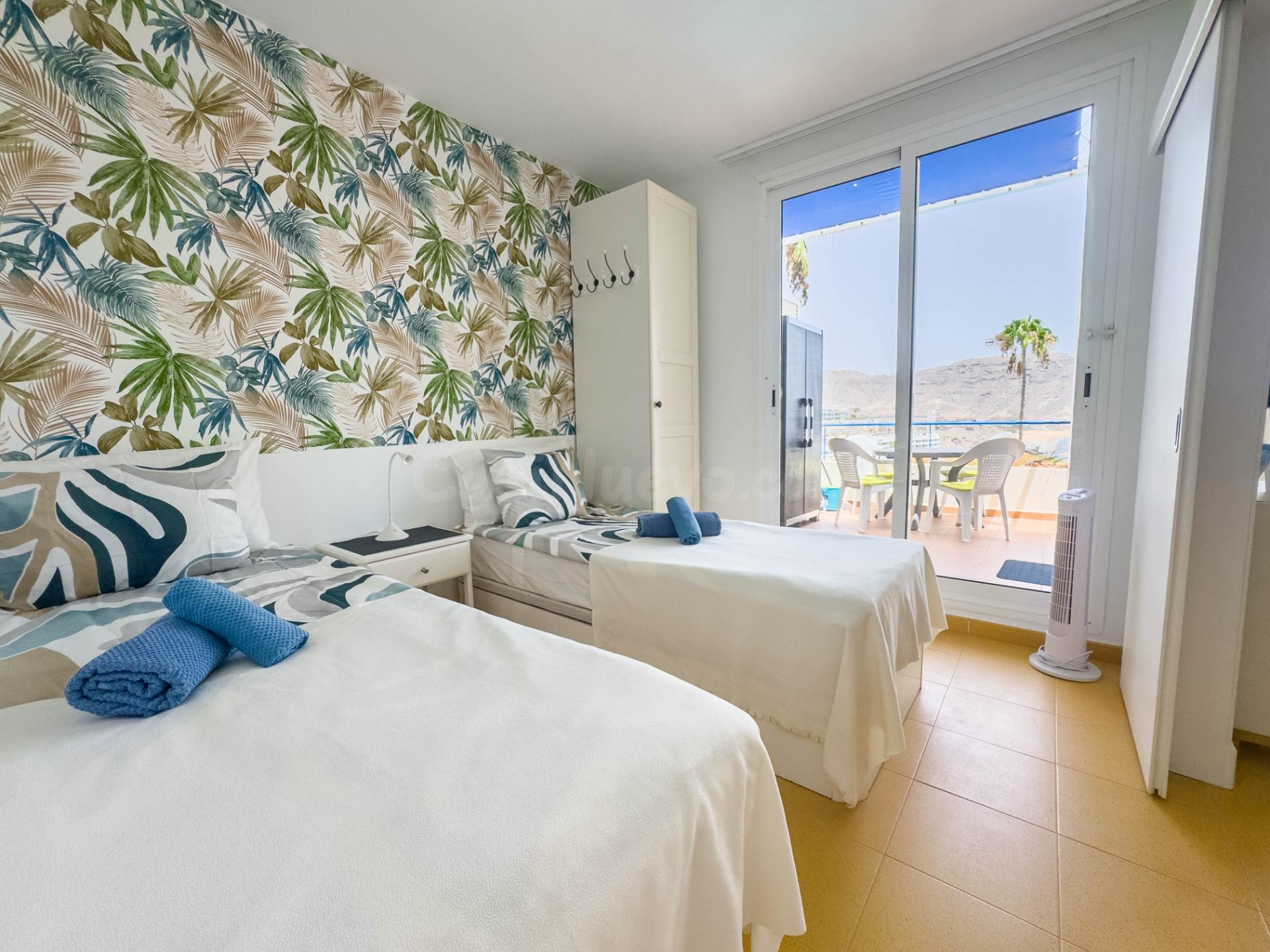 Luminoso apartamento con vistas al mar en Playa del Cura
