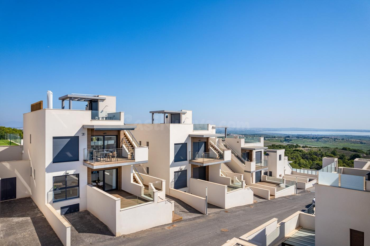 Moderno Apartamento en la Exclusiva Urbanización de Bellavista, San Miguel de Salinas