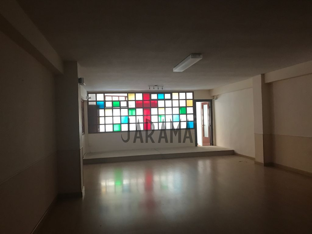 Entreplanta comercial en Camino Caritat