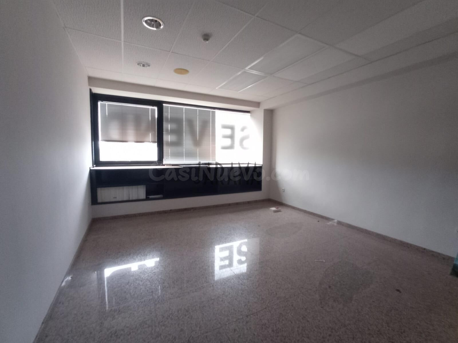 OFICINAS EN ALQUILER