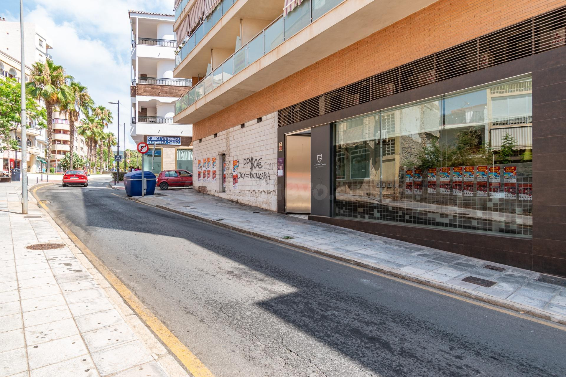 Local comercial 6 habitaciones 200m² en venta - Motril pueblo