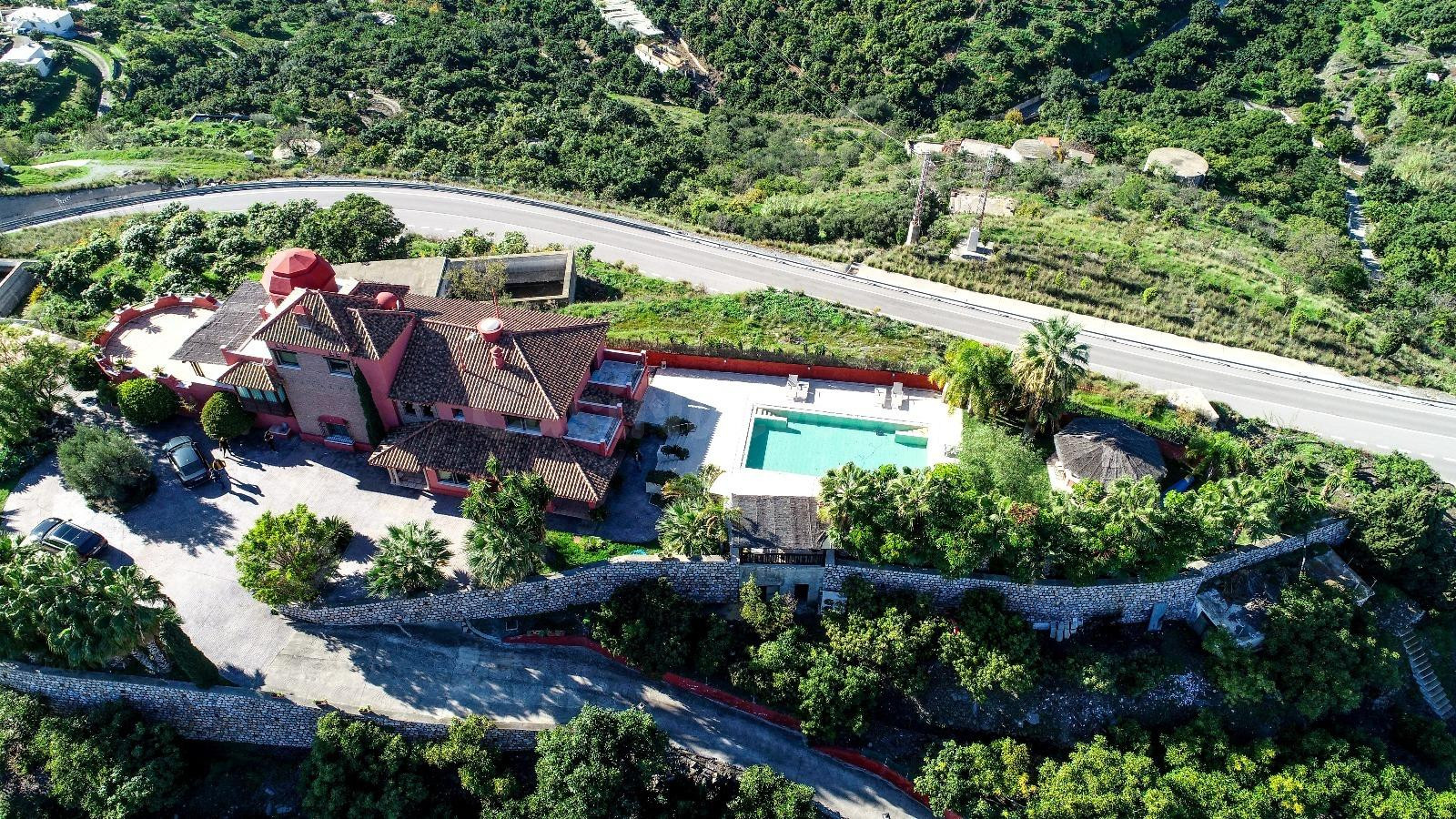 Chalet 5 habitaciones 470m² en venta - Almuñécar - Velilla - Taramay