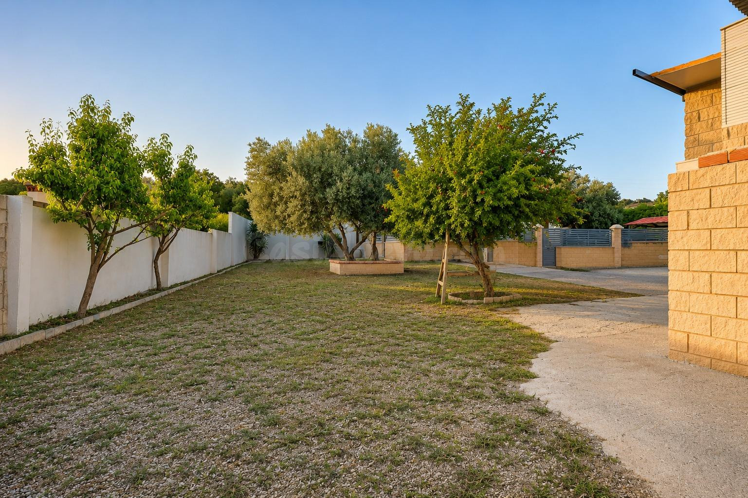 3 CASAS INDEPENDIENTES EN LA MISMA FINCA (PELIGROS) - foto 5