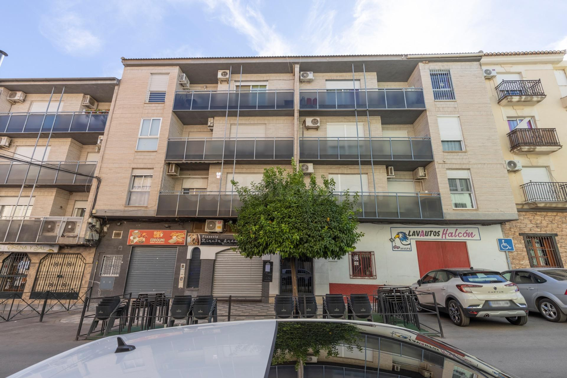 Piso de 3 habitaciones sin ascensor en venta en Peligros