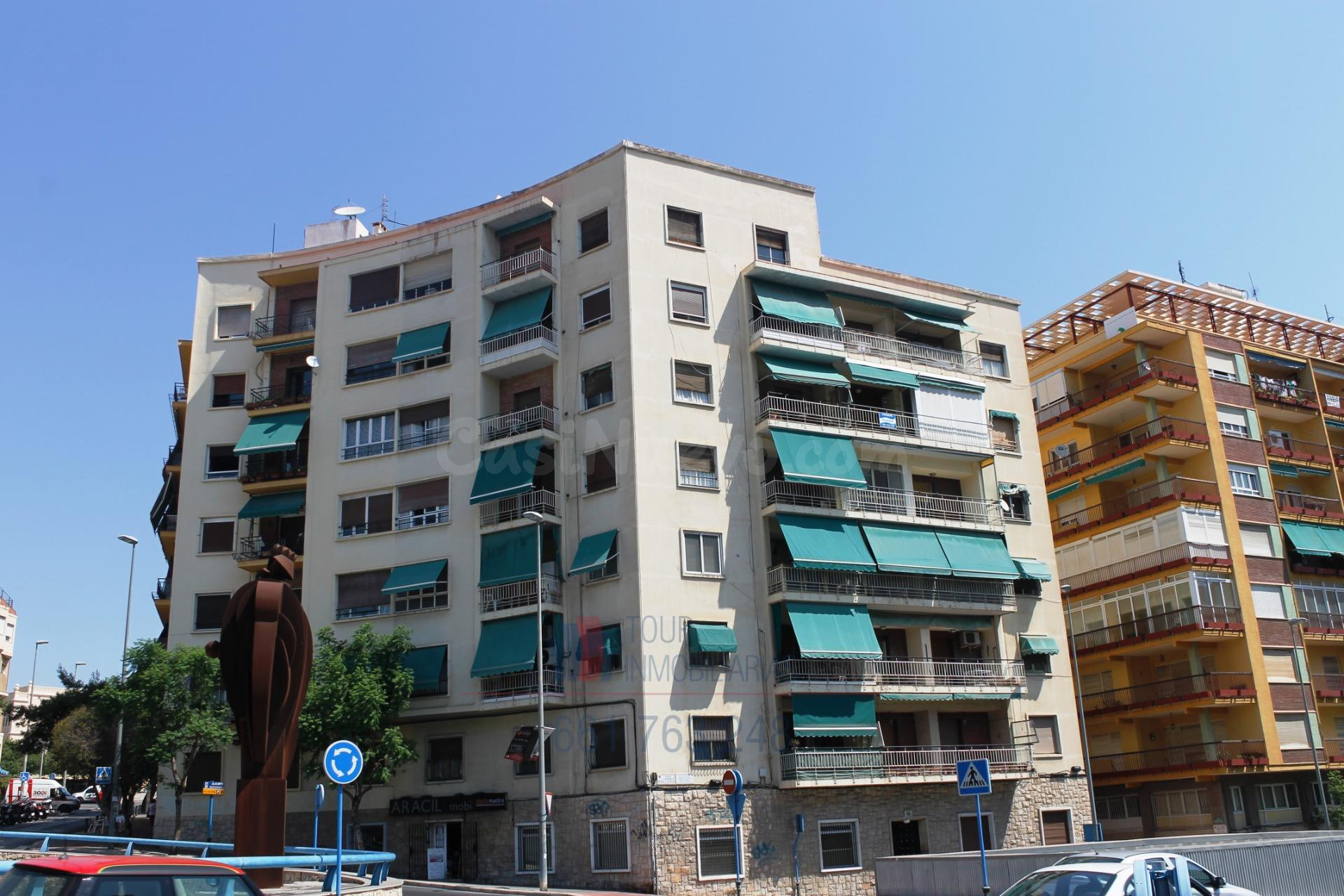 CALLE CANÓNIGO MANUEL L PENALVÁ 1 – BAJO LOCAL