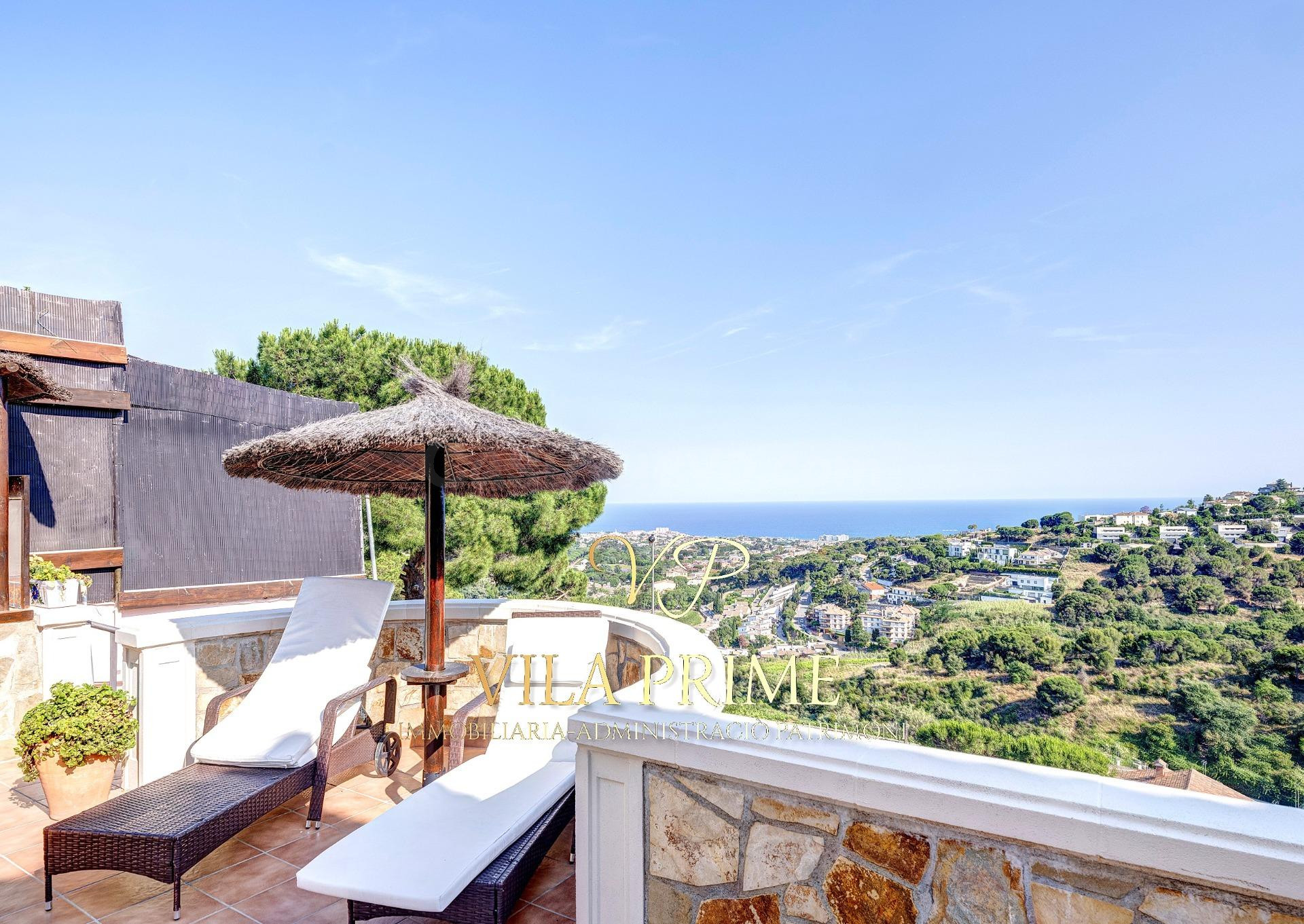 ESPECTACULAR CHALET CON VISTAS AL MAR, ALELLA