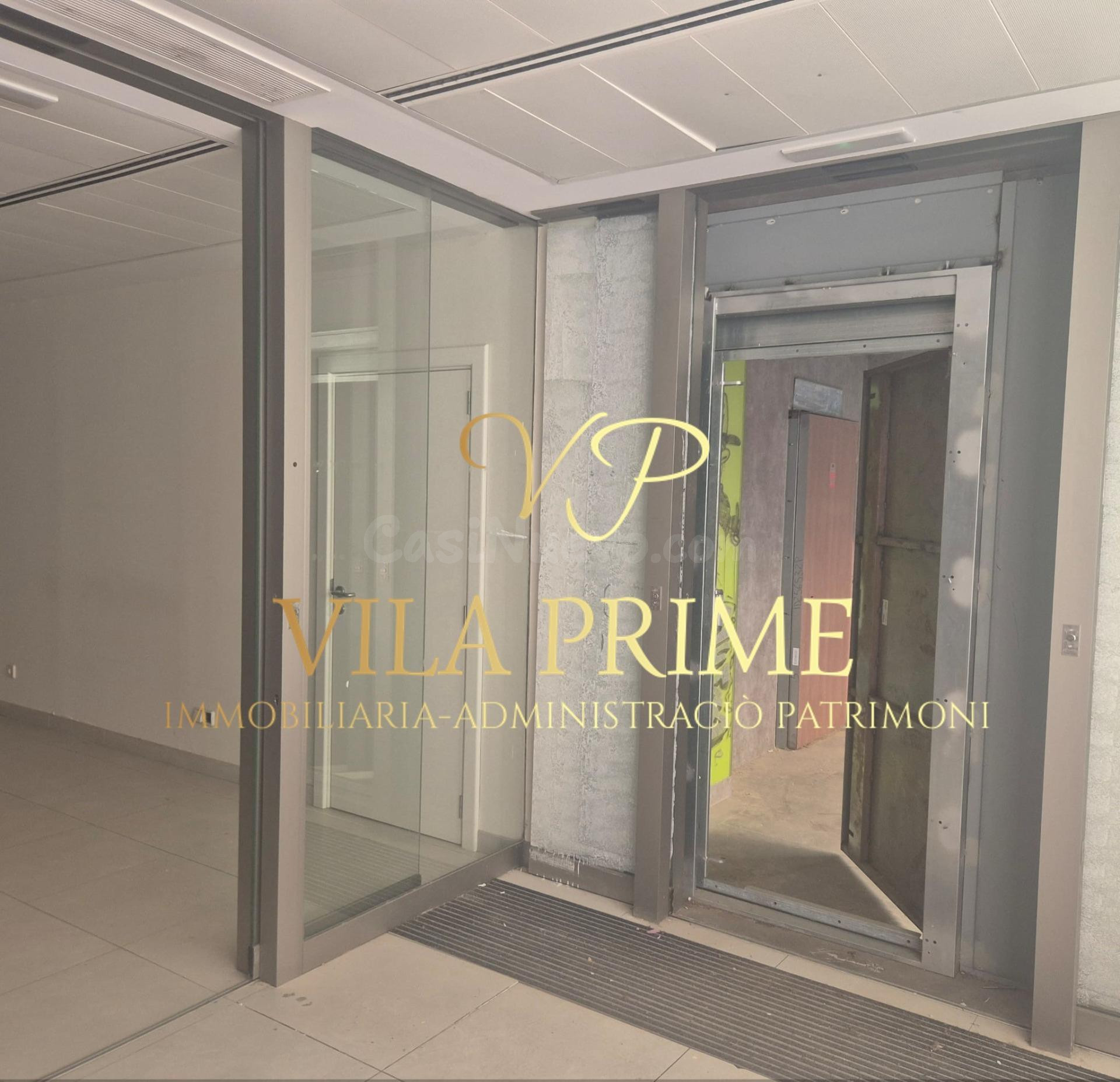 Amplio Local Comercial Reformado en Vilassar de Dalt CENTRO