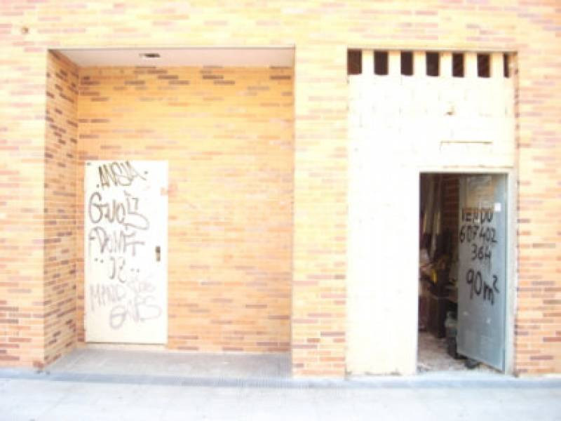Estupendo local en venta en Rochapea