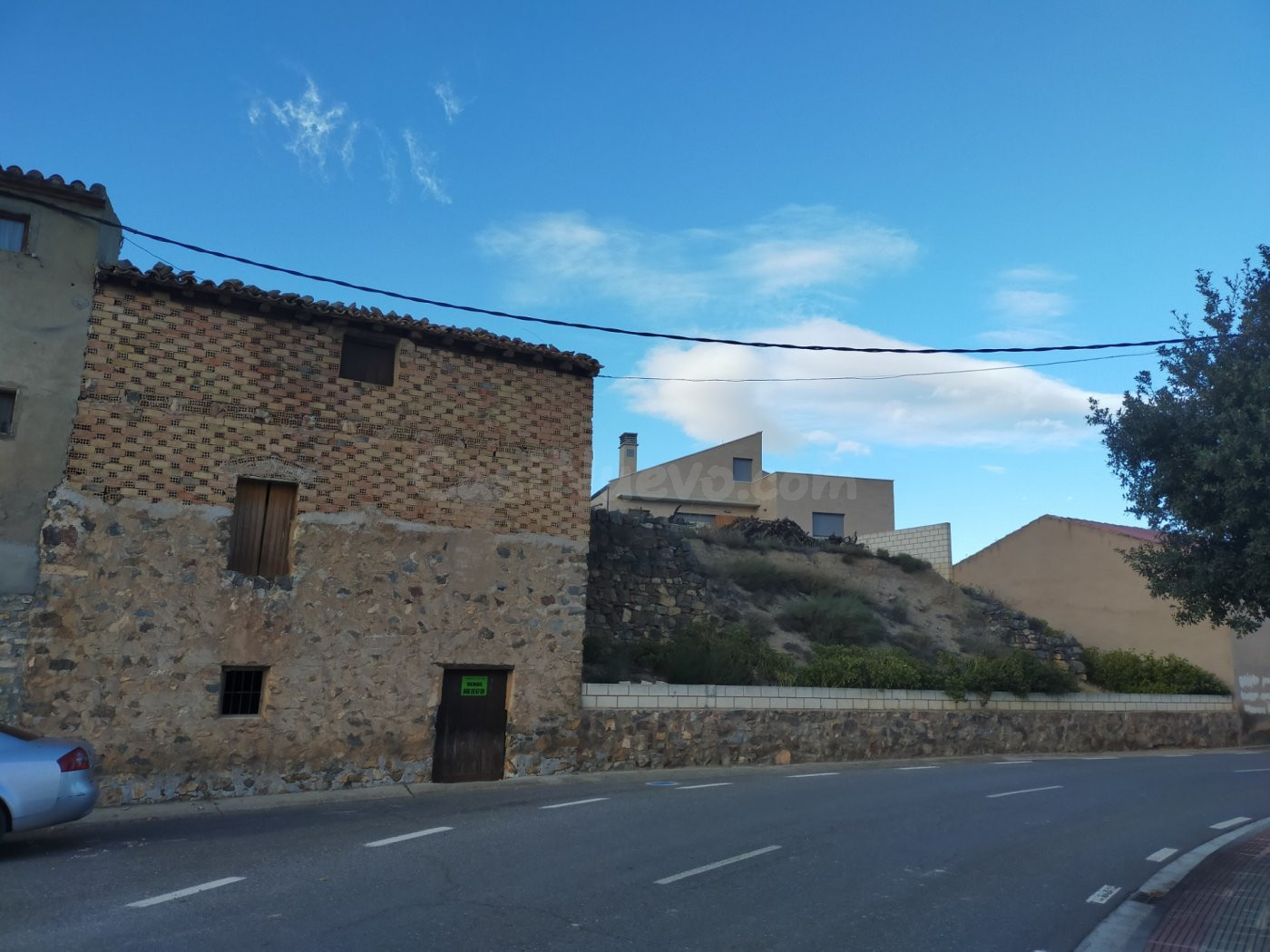 Almacén de tres plantas con terreno en Cabretón! La Rioja - foto 3