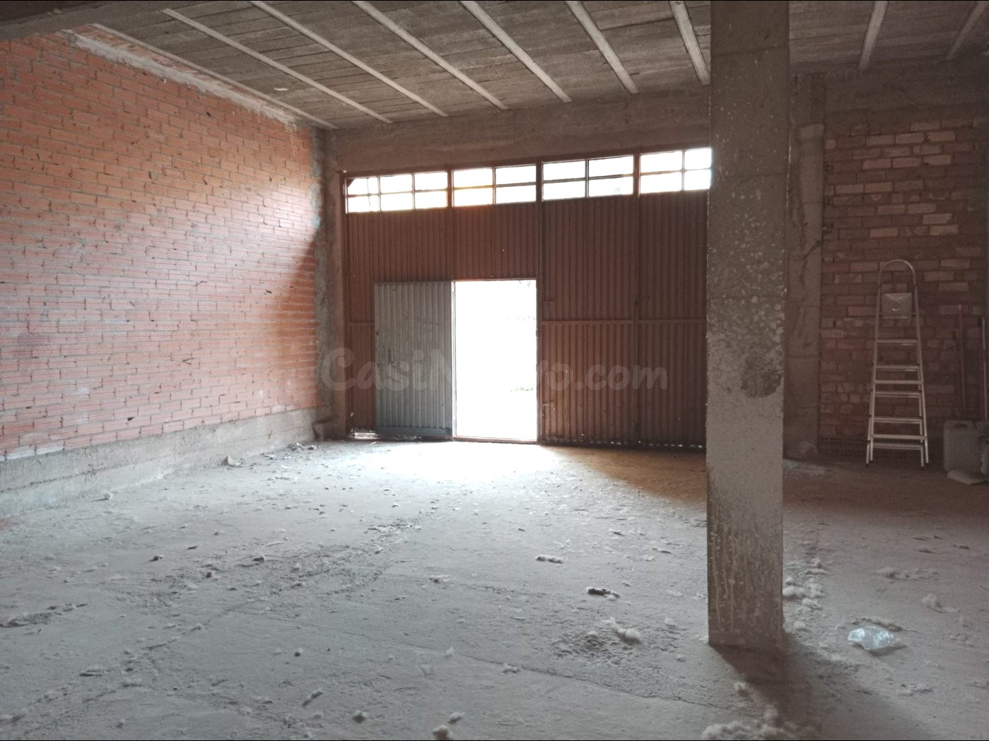 Se vende Local Ubicado en Las Medranas, Calahorra - foto 2