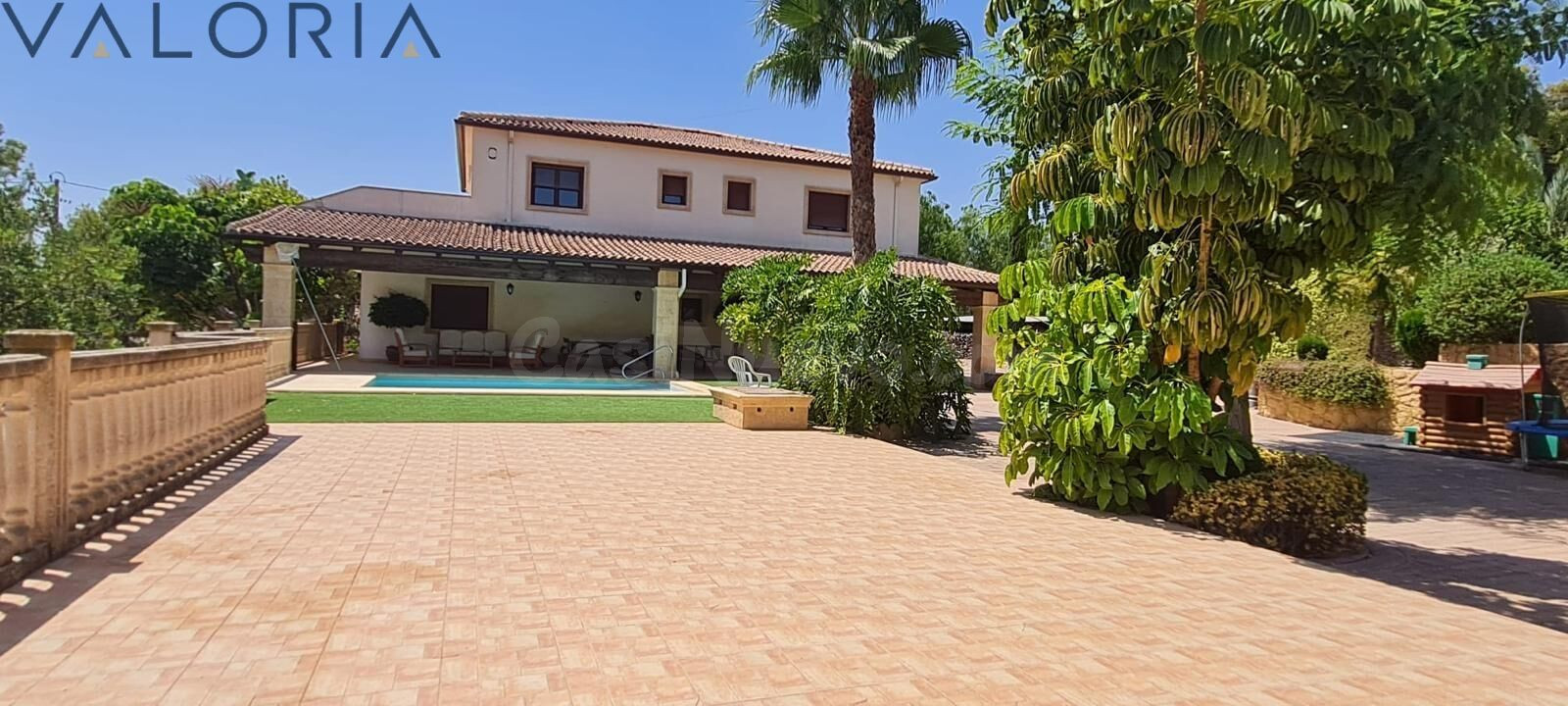 Chalet con piscina y amplia parcela cerca de la hípica, entre Elche y Crevillente