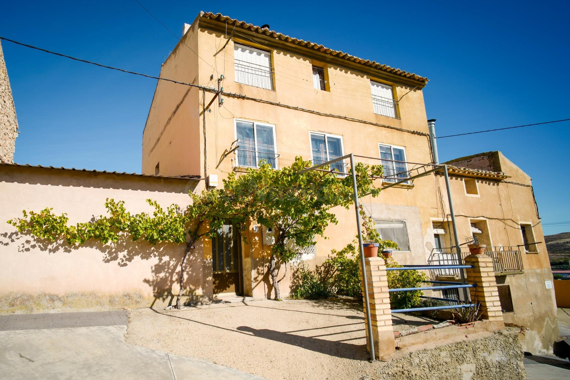 Casa en venta Cabreton. Para reformar