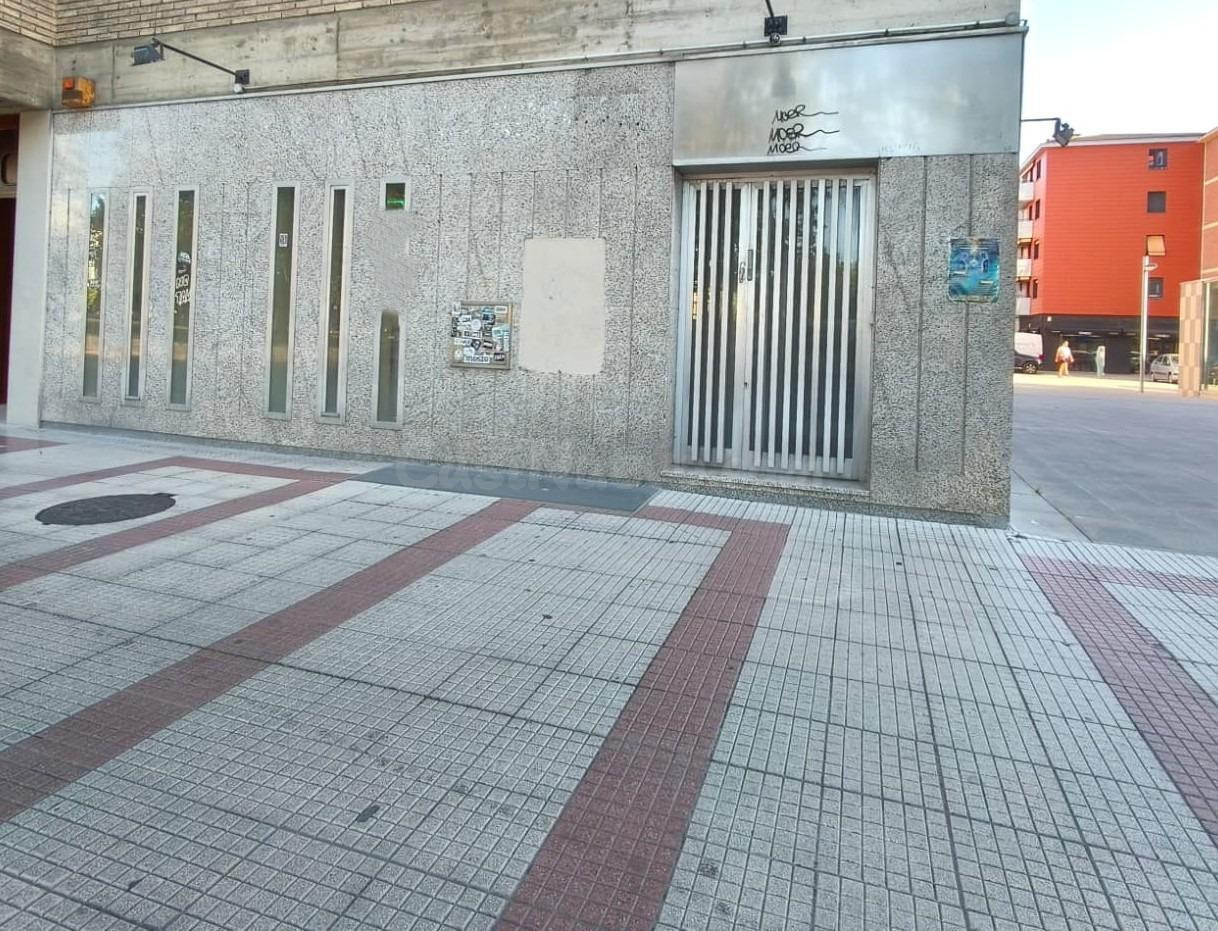 #  **Local Comercial en Alquiler | 70 m2 | Excelente Ubicación en Calle Comercial | Navarra Viviendas**