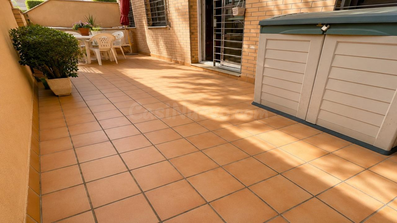 Encantadora planta baja con terraza para entrar a vivir