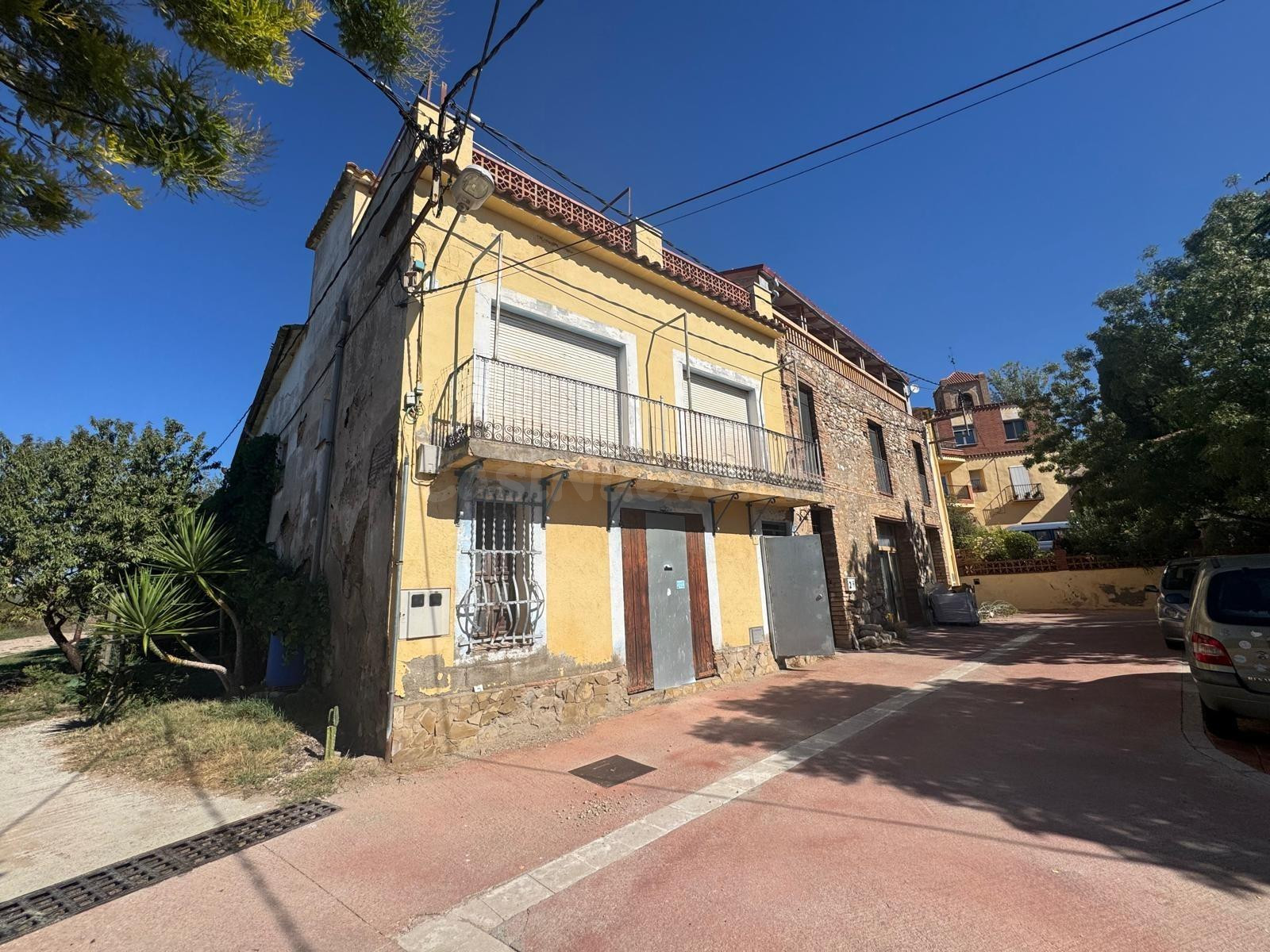 CASA A LA VENTA PARA REFORMAR EN PIERA