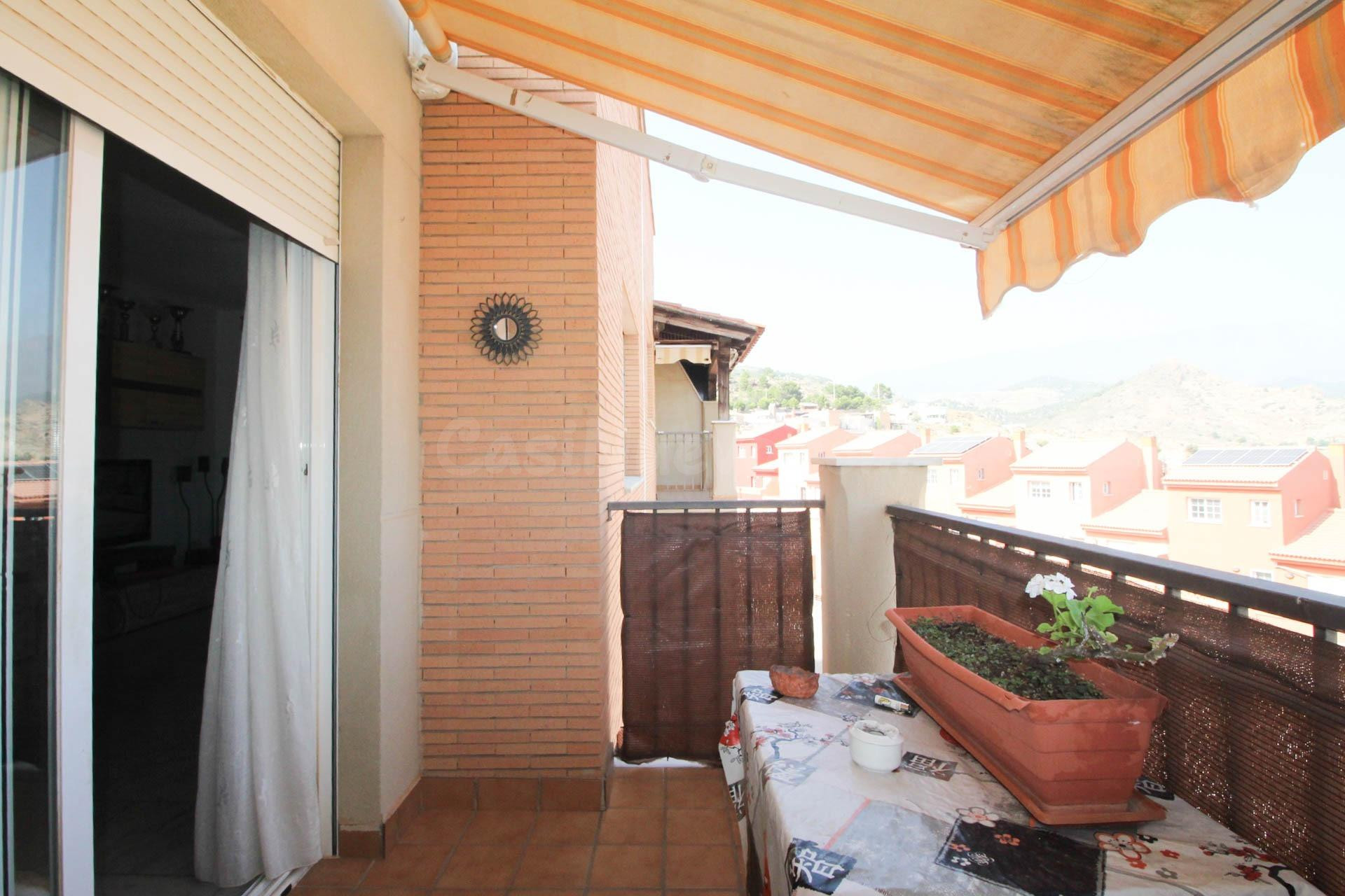PISO CON TERRAZA EN ZONA NORTE