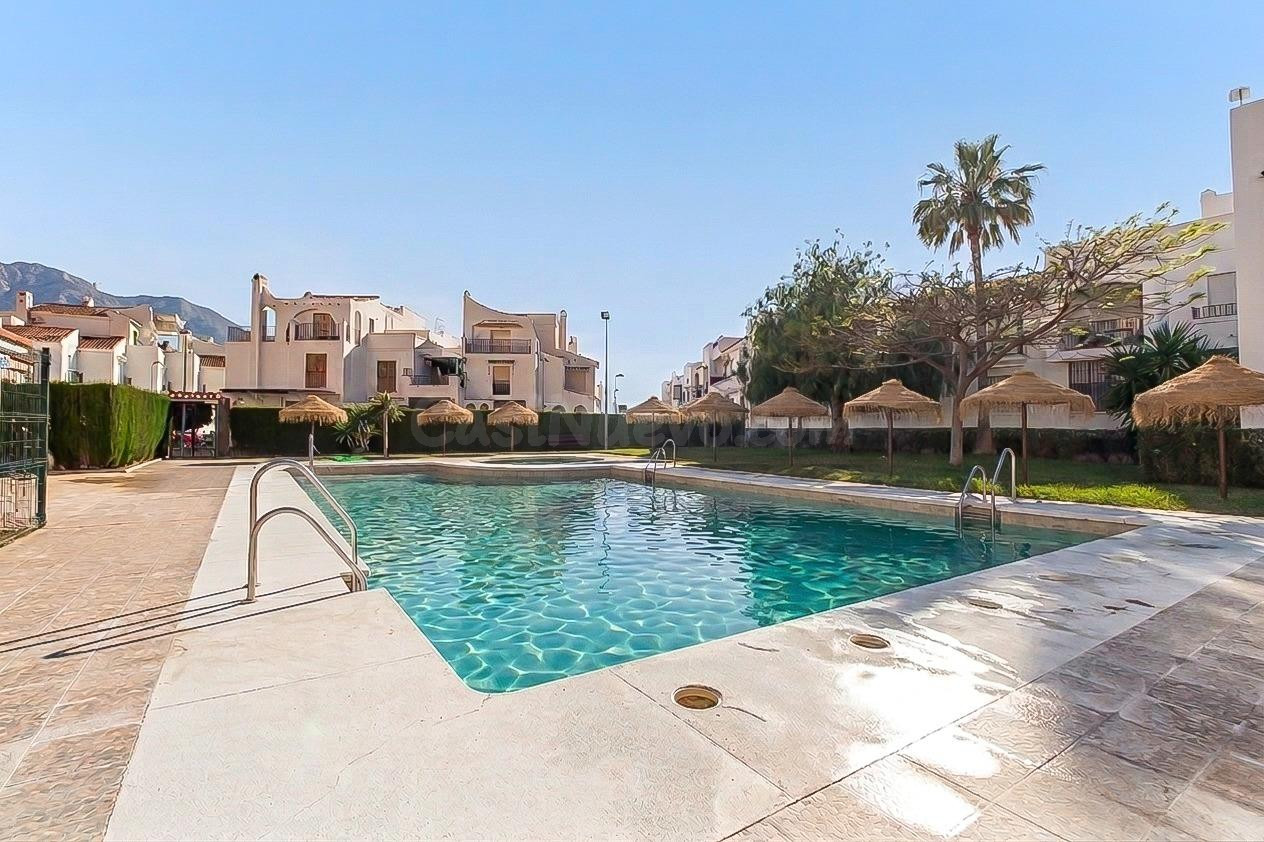 PISO EN URB. PERLA DE ANDALUCÍA