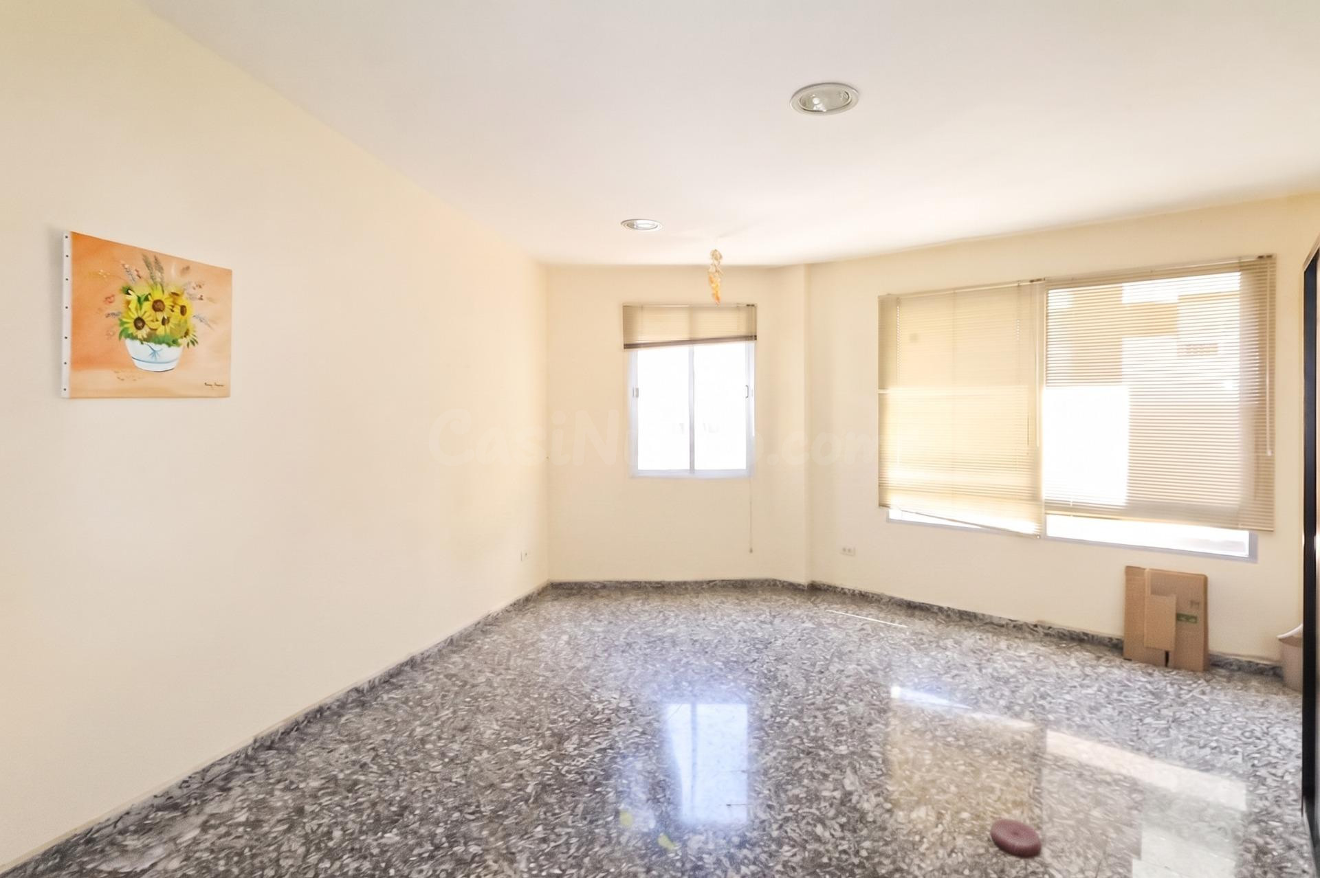 PISO EN CENTRO DE MOTRIL