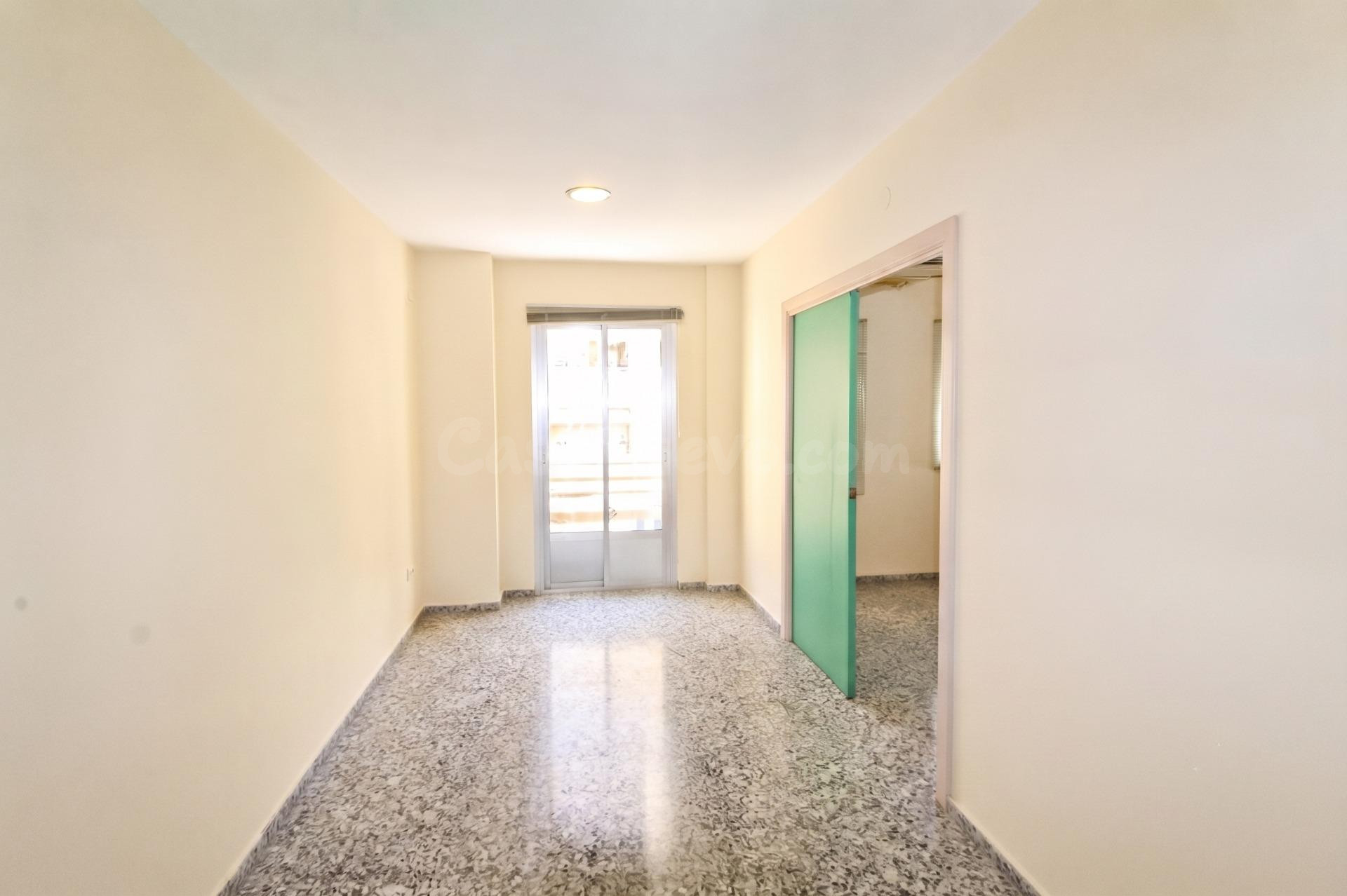 PISO EN CENTRO DE MOTRIL