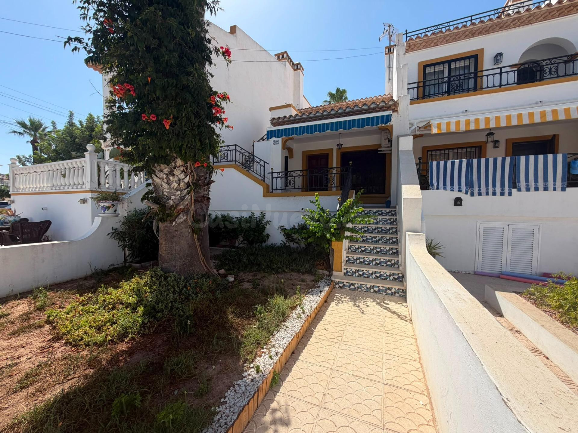 Fantástico Adosado en la Prestigiosa Urbanización Valencia en Villamartín