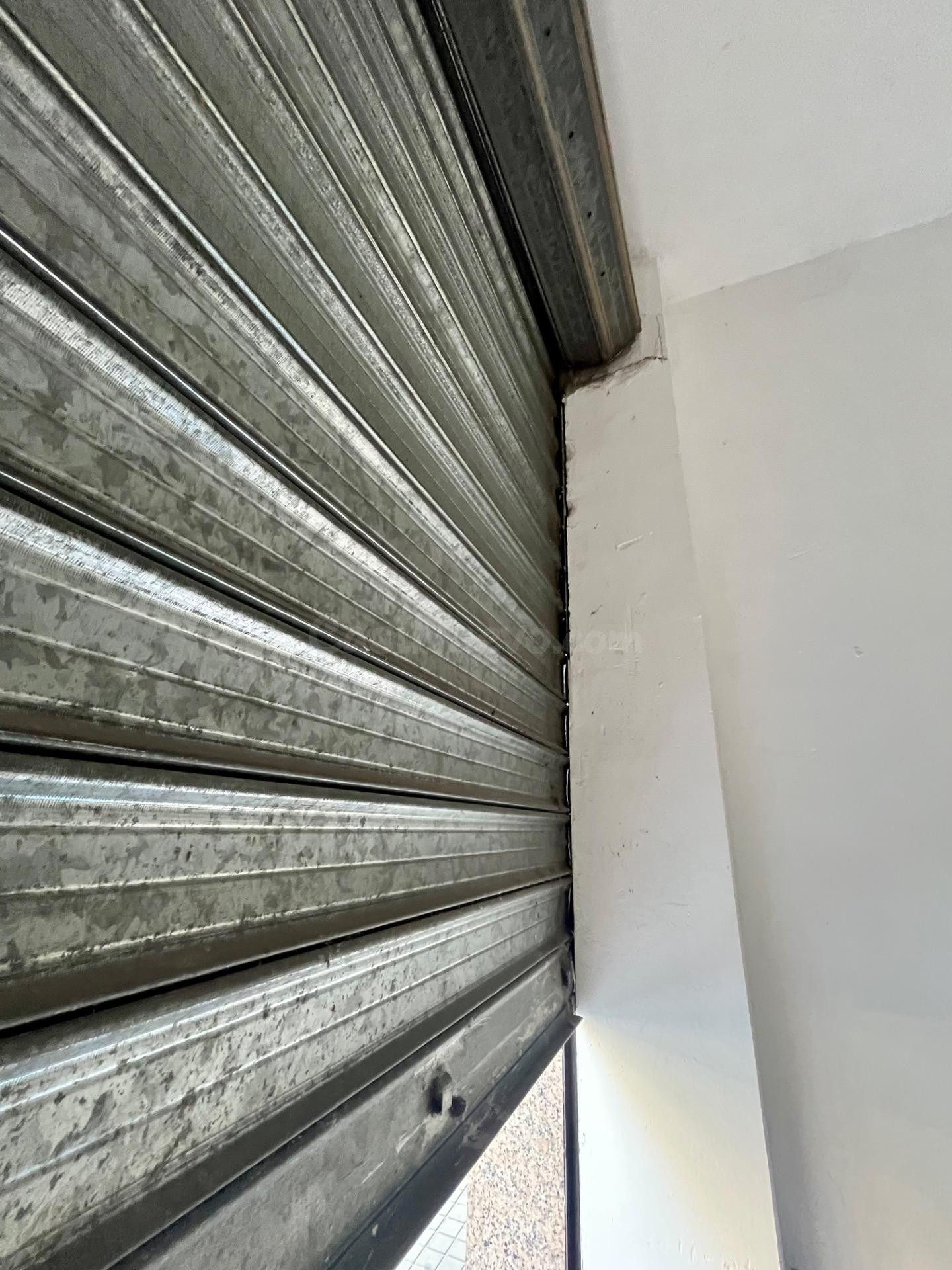 LOCAL DIAFANO ZONA PONT NOU en VENTA ó ALQUILER