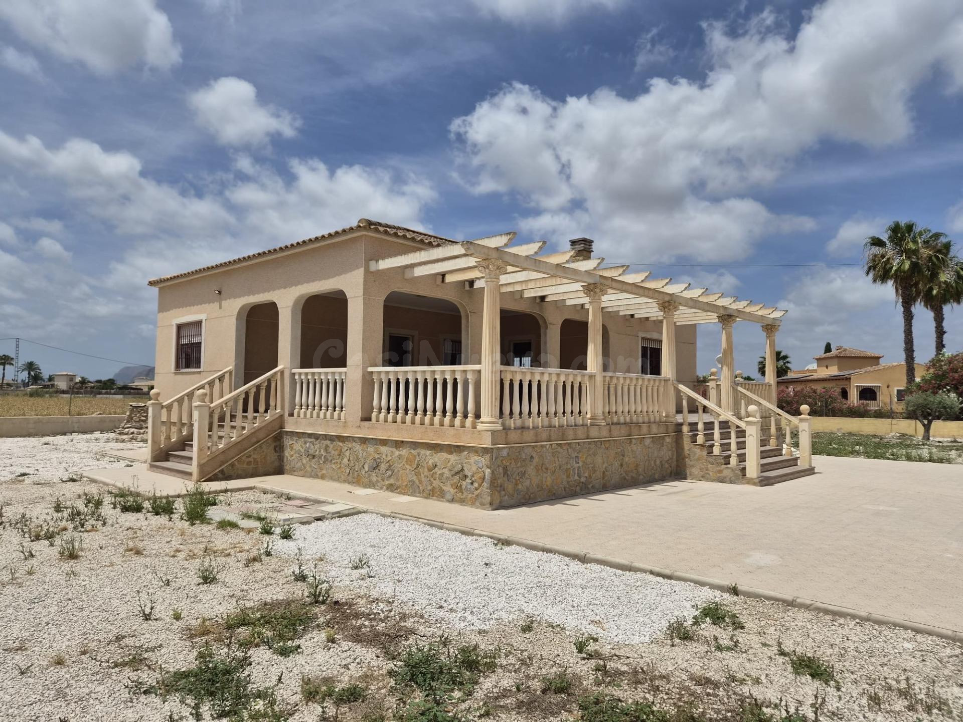 2 Chalets preciosos en Catral