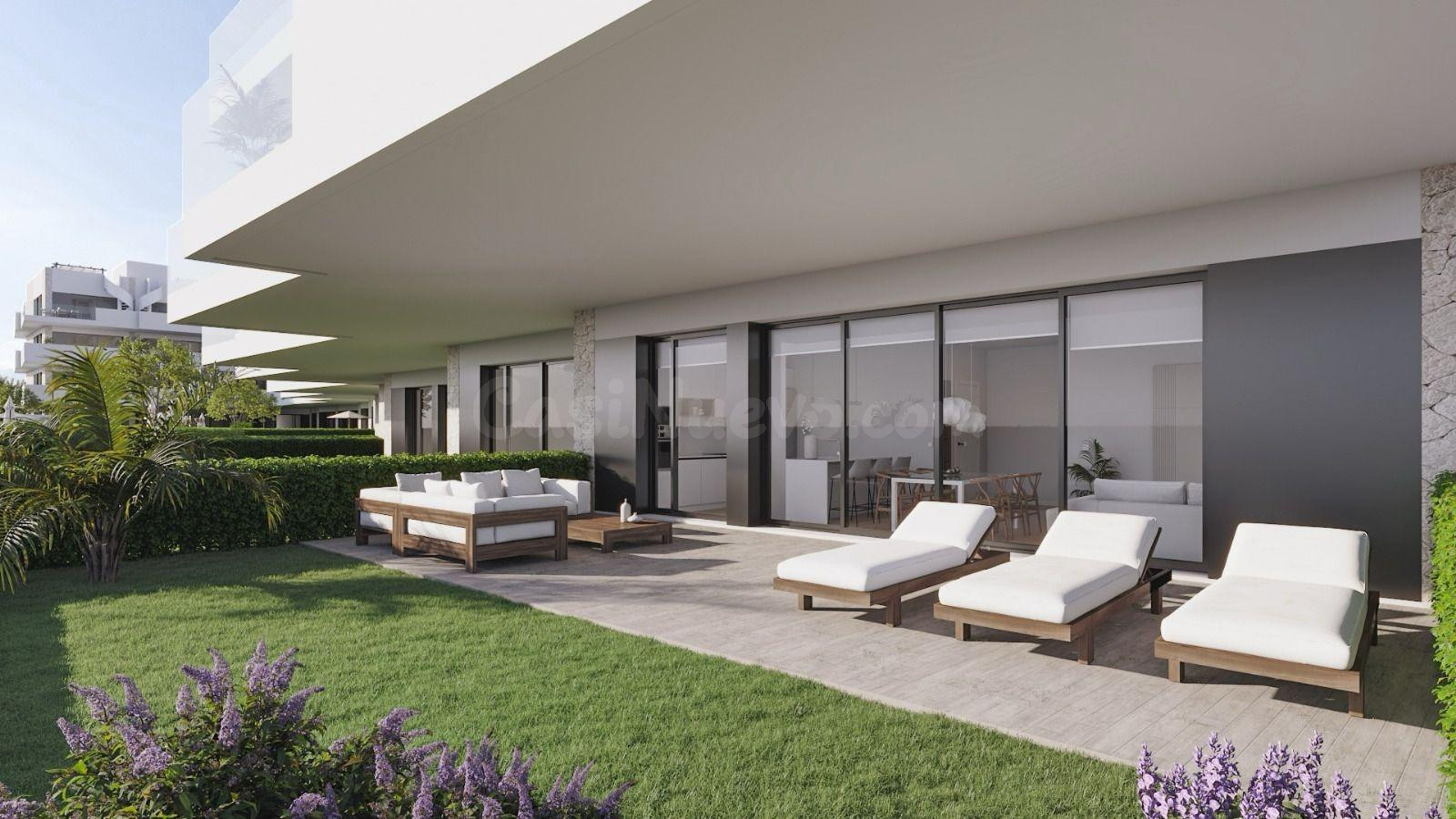 Apartamento de nueva construcción de planta baja con 3 dormitorios y jardín privado en La Nucía