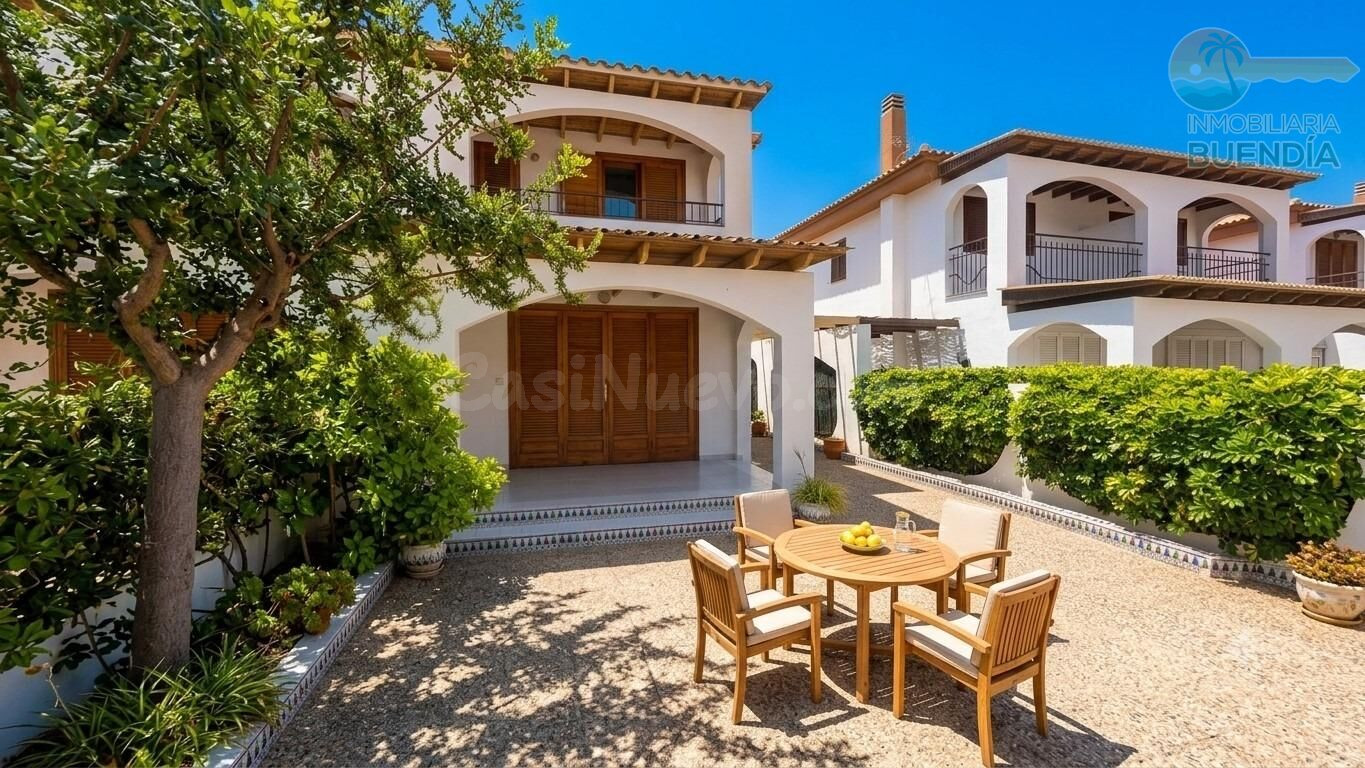 DUPLEX CON AMPLIA PARCELA EN PLAYA GRANDE, PUERTO DE MAZARRON