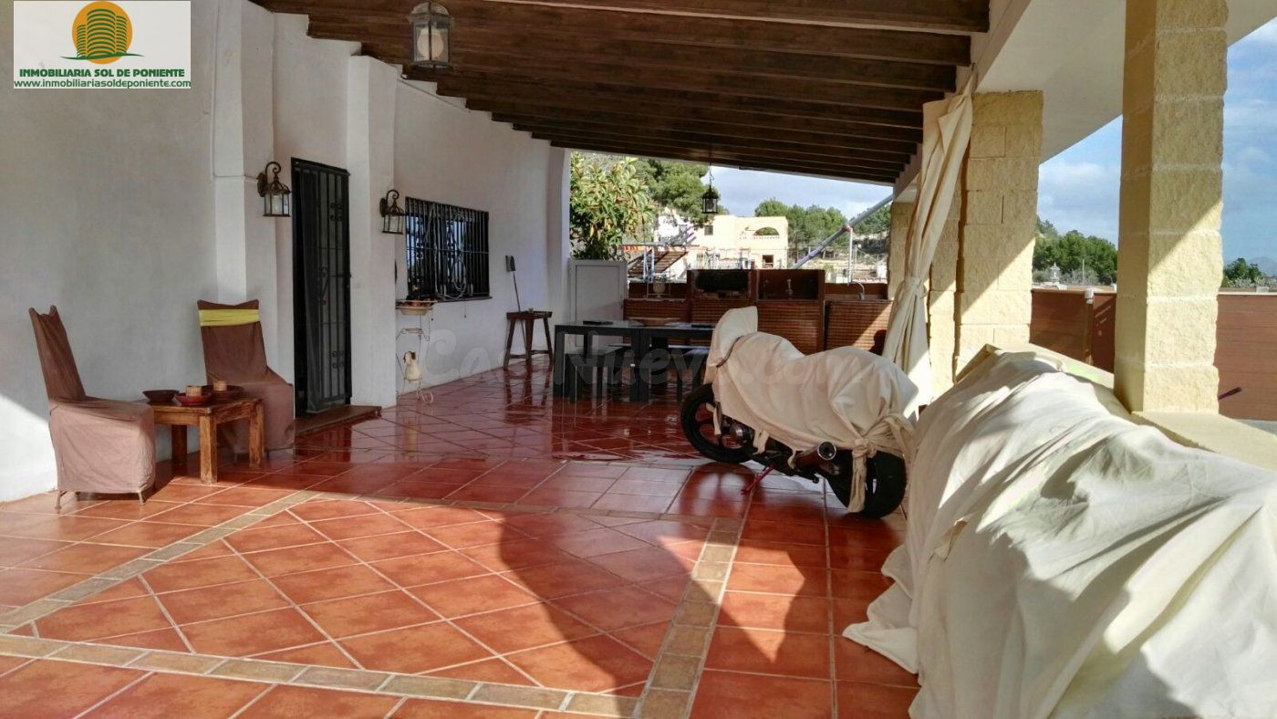 FINCA RUSTICA CHALET INDEPENDIENTE CON PISCINA!!!