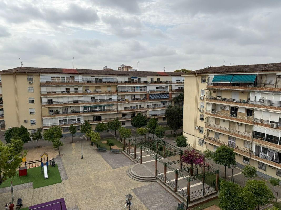 Piso 4 habitaciones 95m² en venta - Parque Alcosa