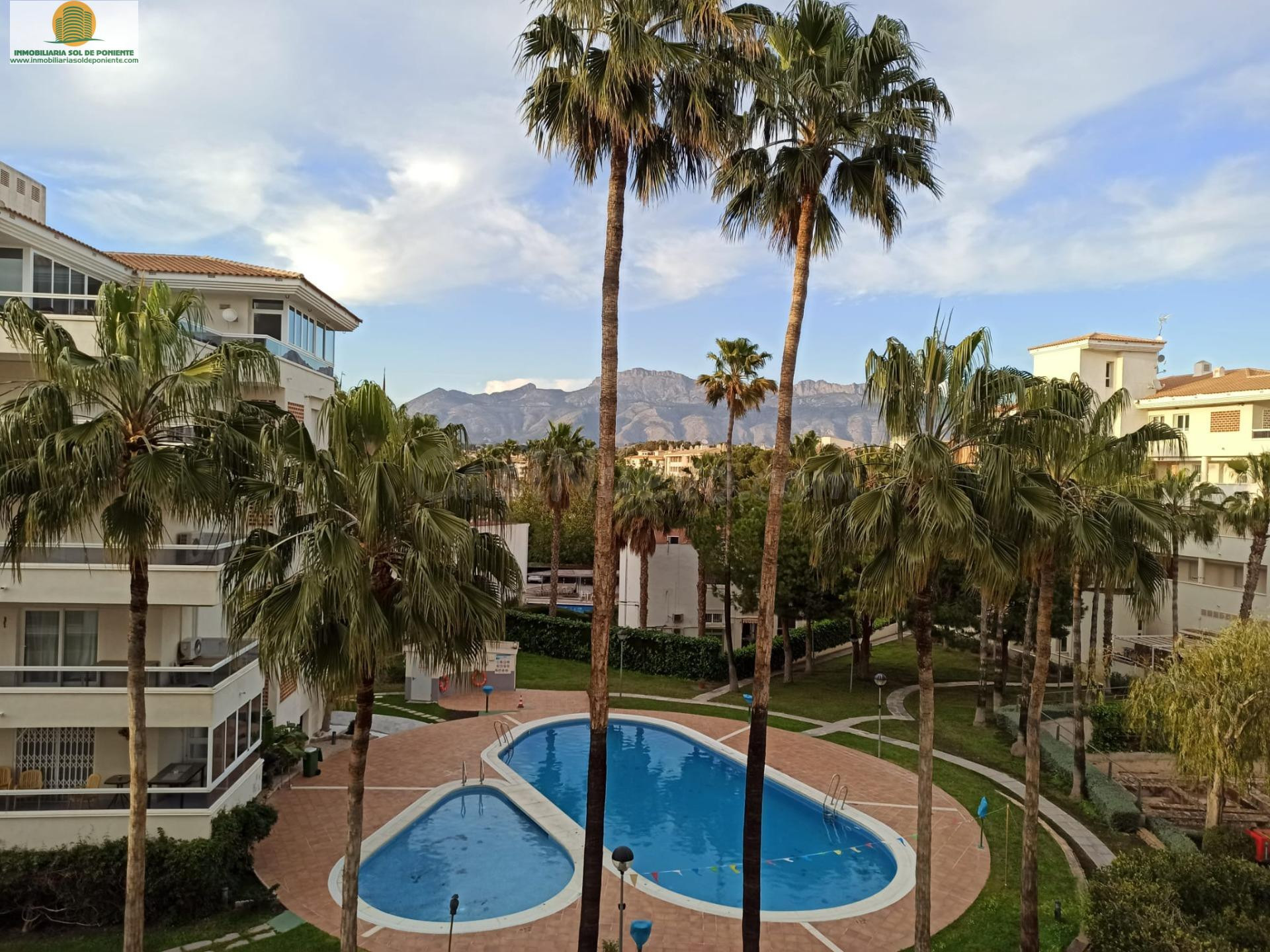Piso familiar Albir playa a 450m del mar.