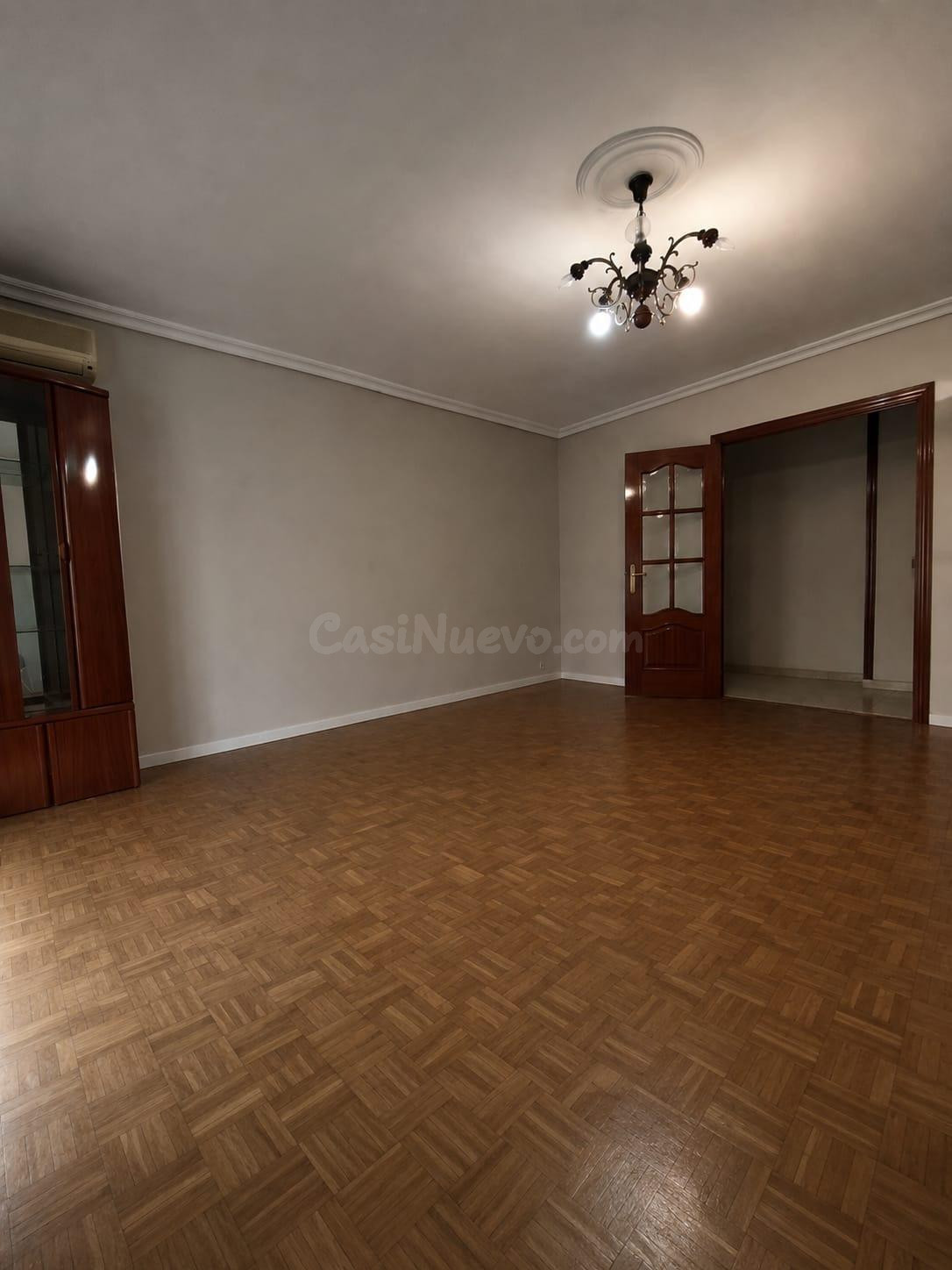 Piso 5 habitaciones 193m² en venta - López de Gomara