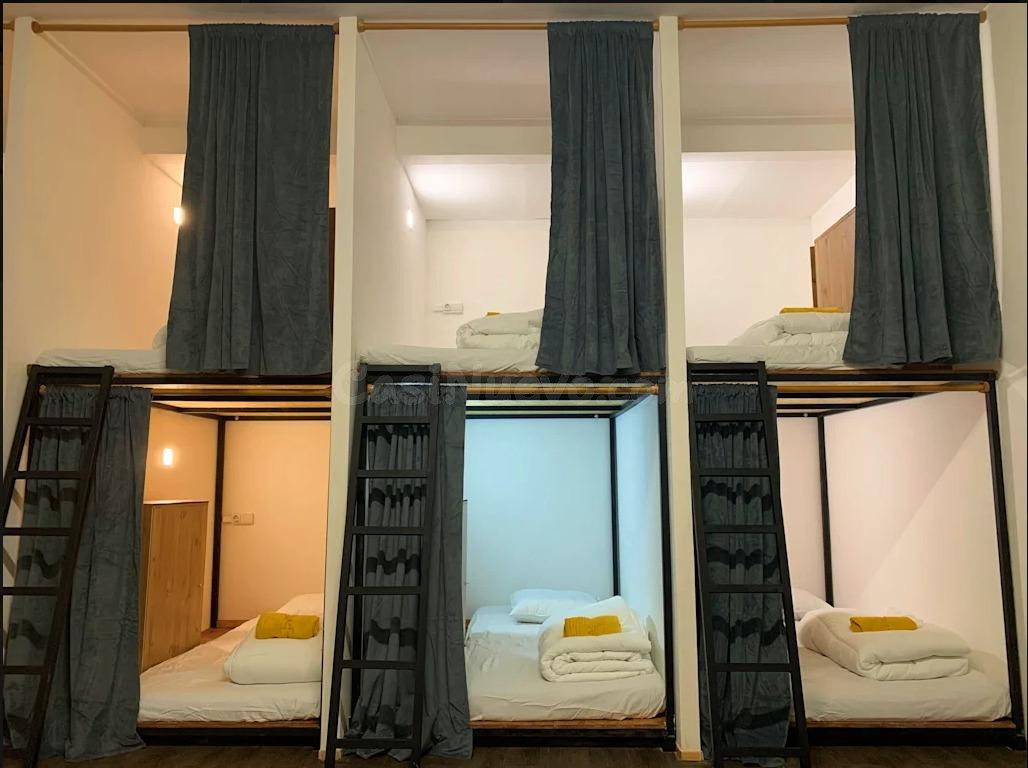 HOSTAL en funcionamiento Benidorm, venta o traspaso