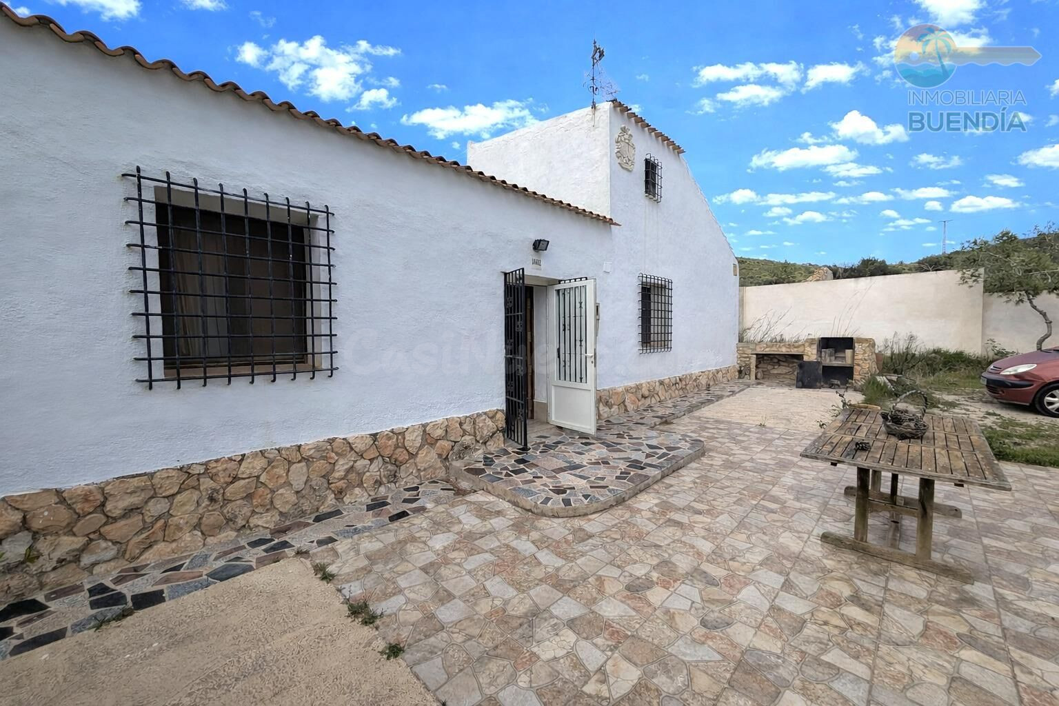 FANTASTICA FINCA CON CASA DE CAMPO EN FUENTE ALAMO Y GRAN TERRENO CULTIVABLE