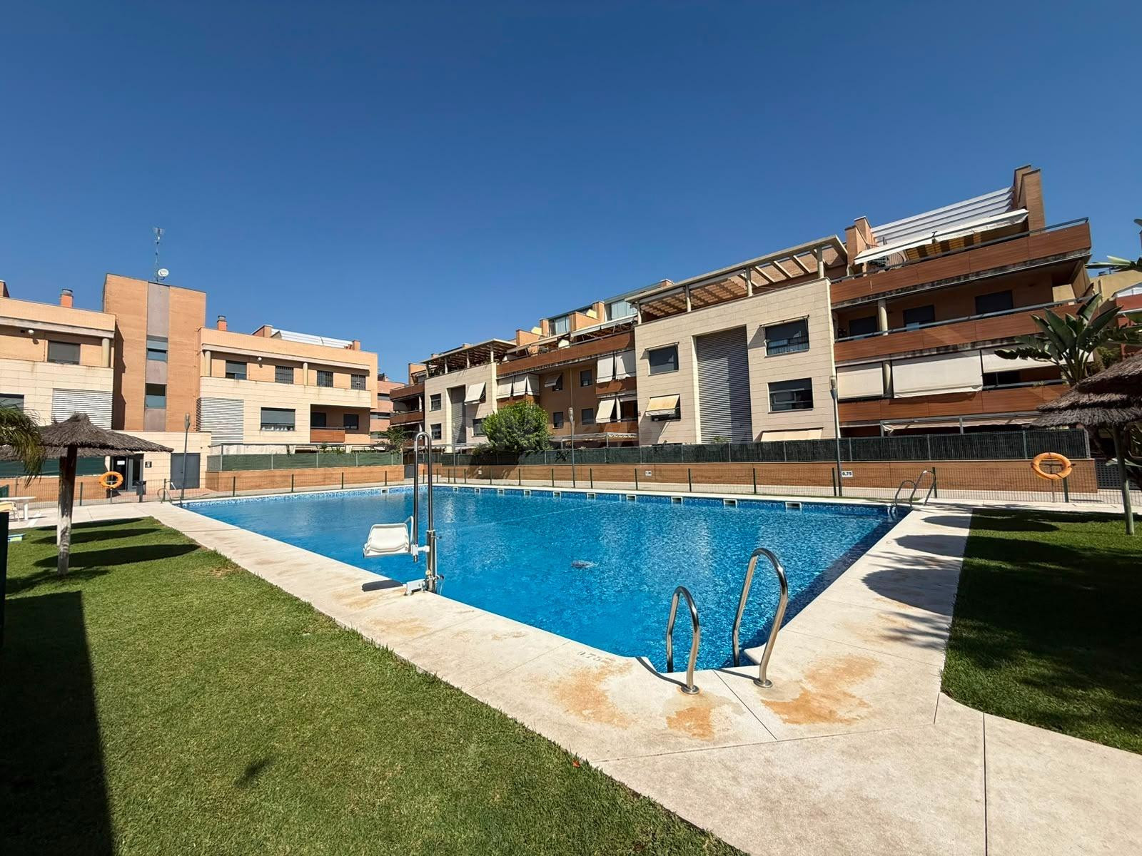 Piso 3 habitaciones 146m² en venta - Andalucia