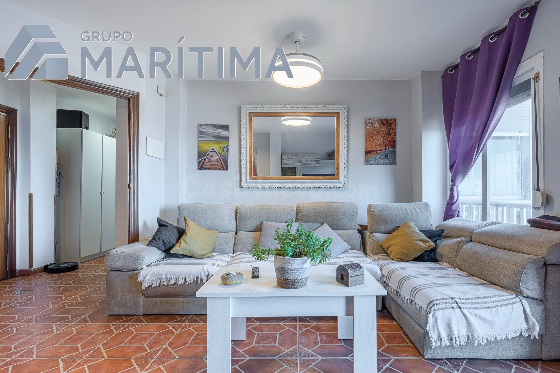 ✨ Joya Inmobiliaria Frente al Mar en la Exclusiva Estepona – Vistas al mar