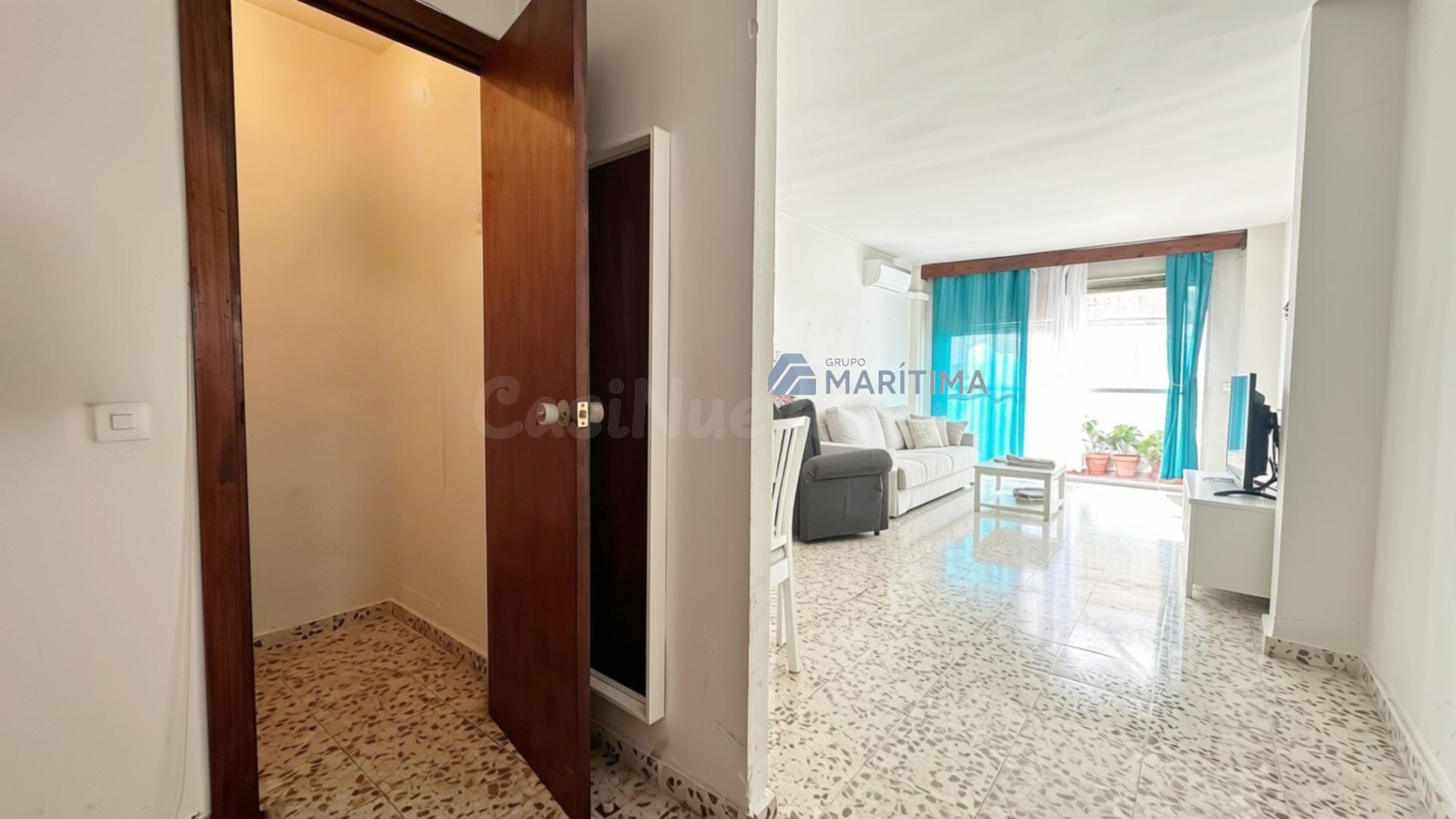 Piso de de 3 dormitorios, con terraza y ascensor en el casco histórico de Estepona