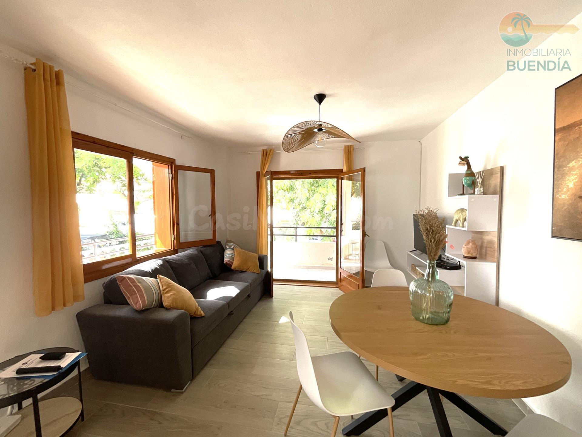 APARTAMENTO CON PISCINA COMUNITARIA EN EL ALAMILLO