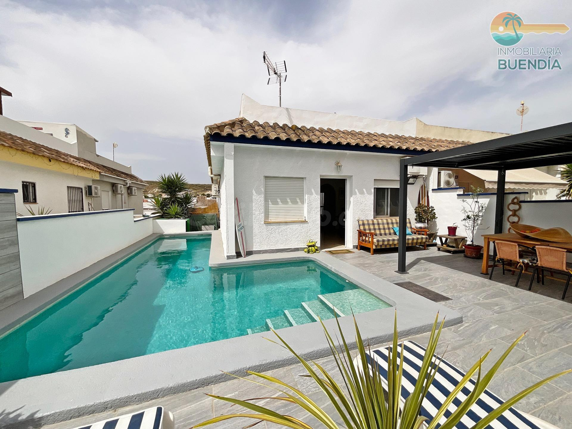 VIVIENDA EN PLANTA BAJA CON PISCINA INDEPENDIENTE EN CAMPOSOL, MAZARRON.